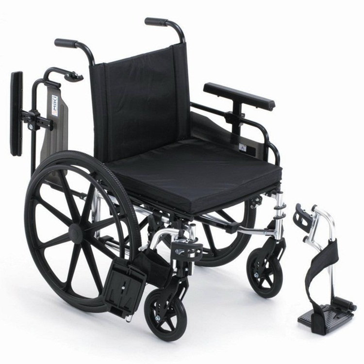 รถเข็นวีลแชร์ ขนาดใหญ่ MIKI รุ่น MPTWSW-45HUS
