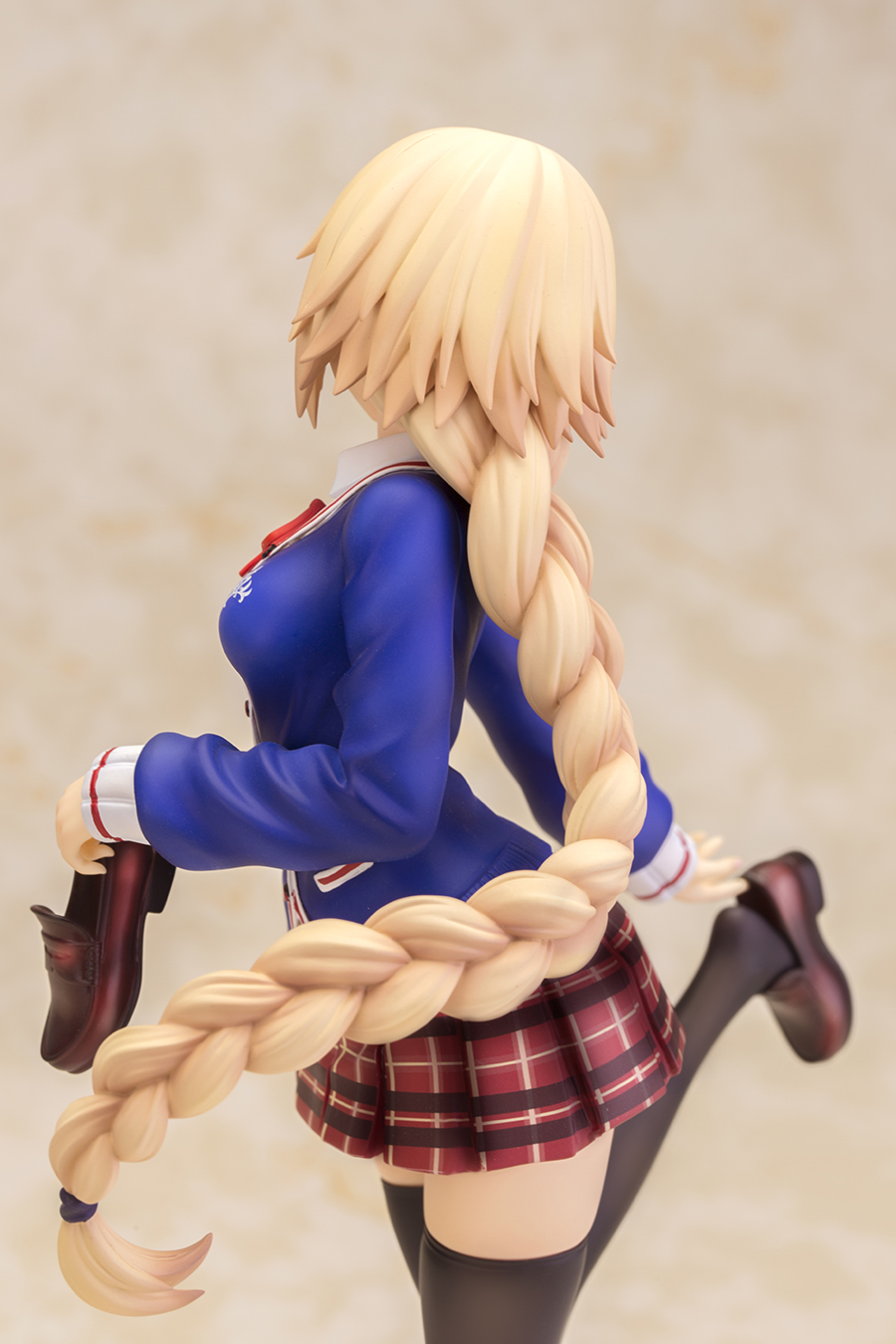 ปิดออเดอร์ (Pre-Order) Jeanne d'Arc JK Blazer Ver. - 1/7 Alphamax