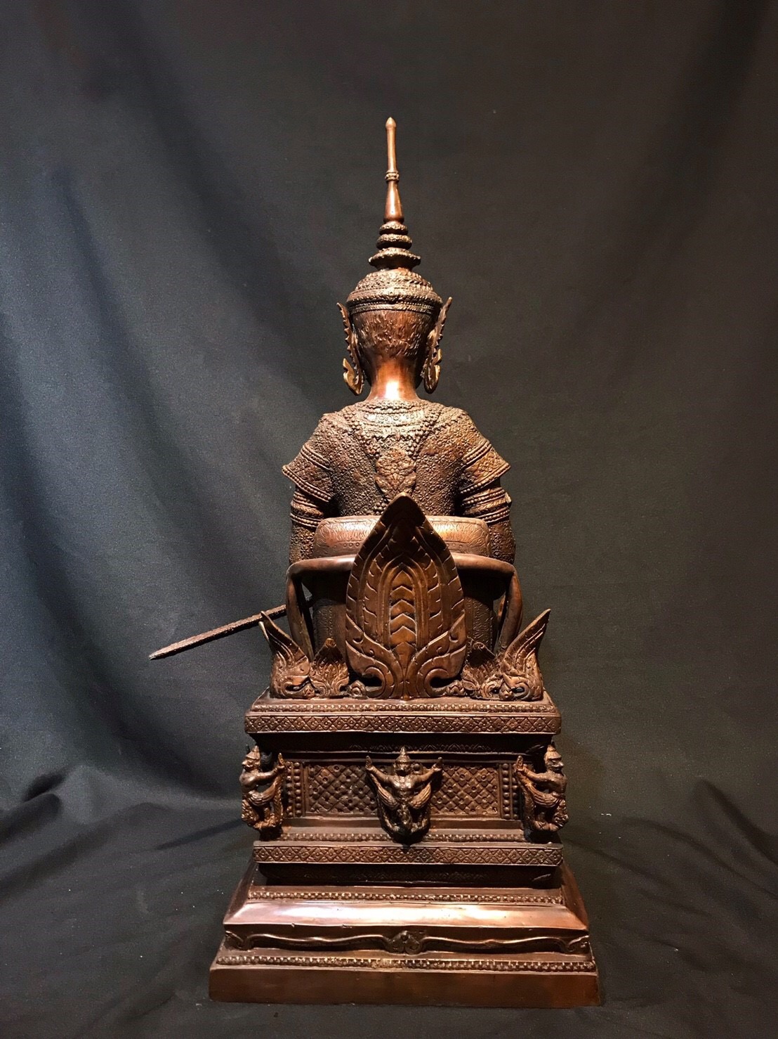 รัชกาลที่ 5 นั่งบัลลังก์ หน้าตัก 14 นิ้ว