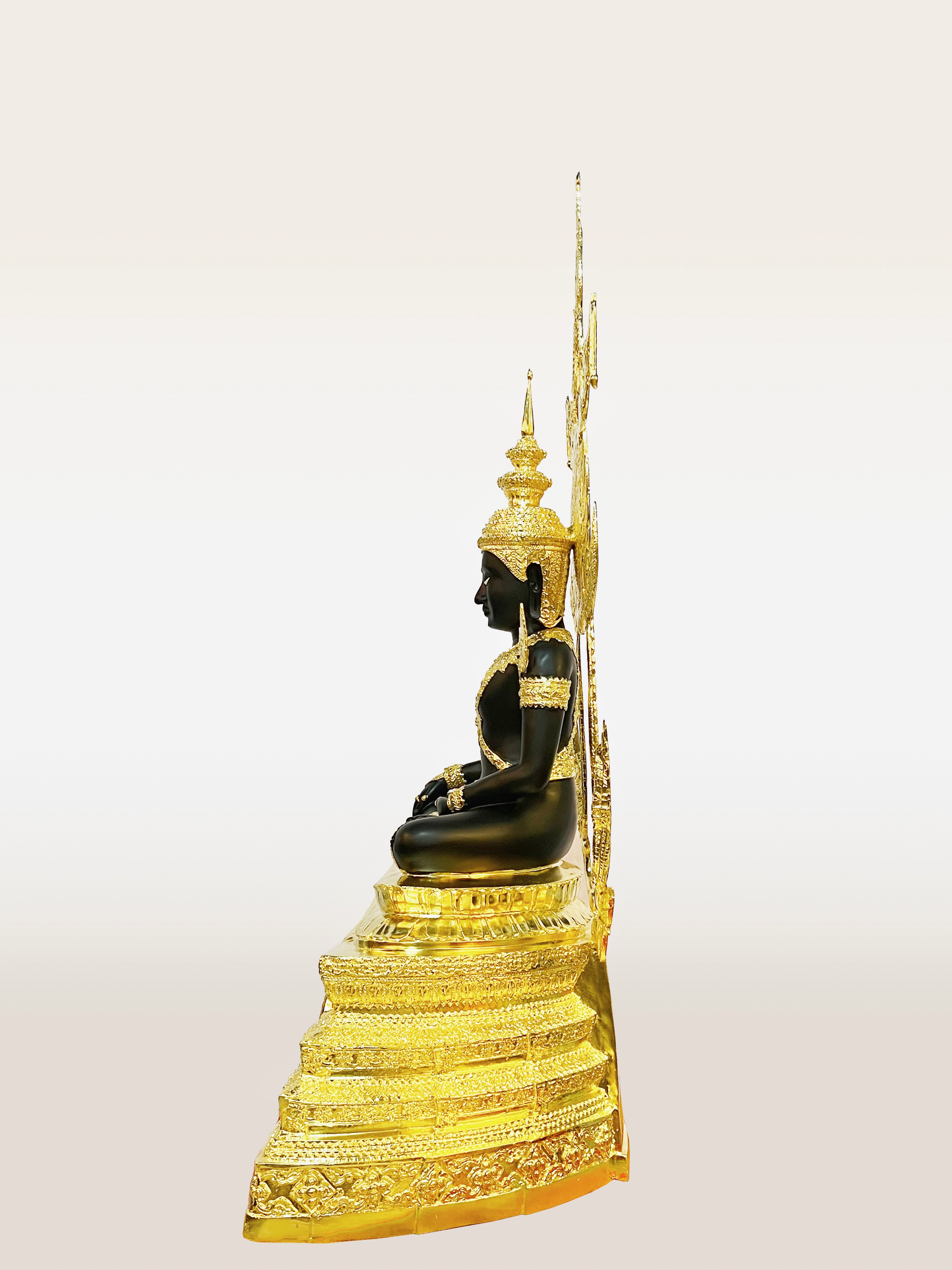 สมเด็จองค์ปฐม หน้าตัก 16 นิ้ว