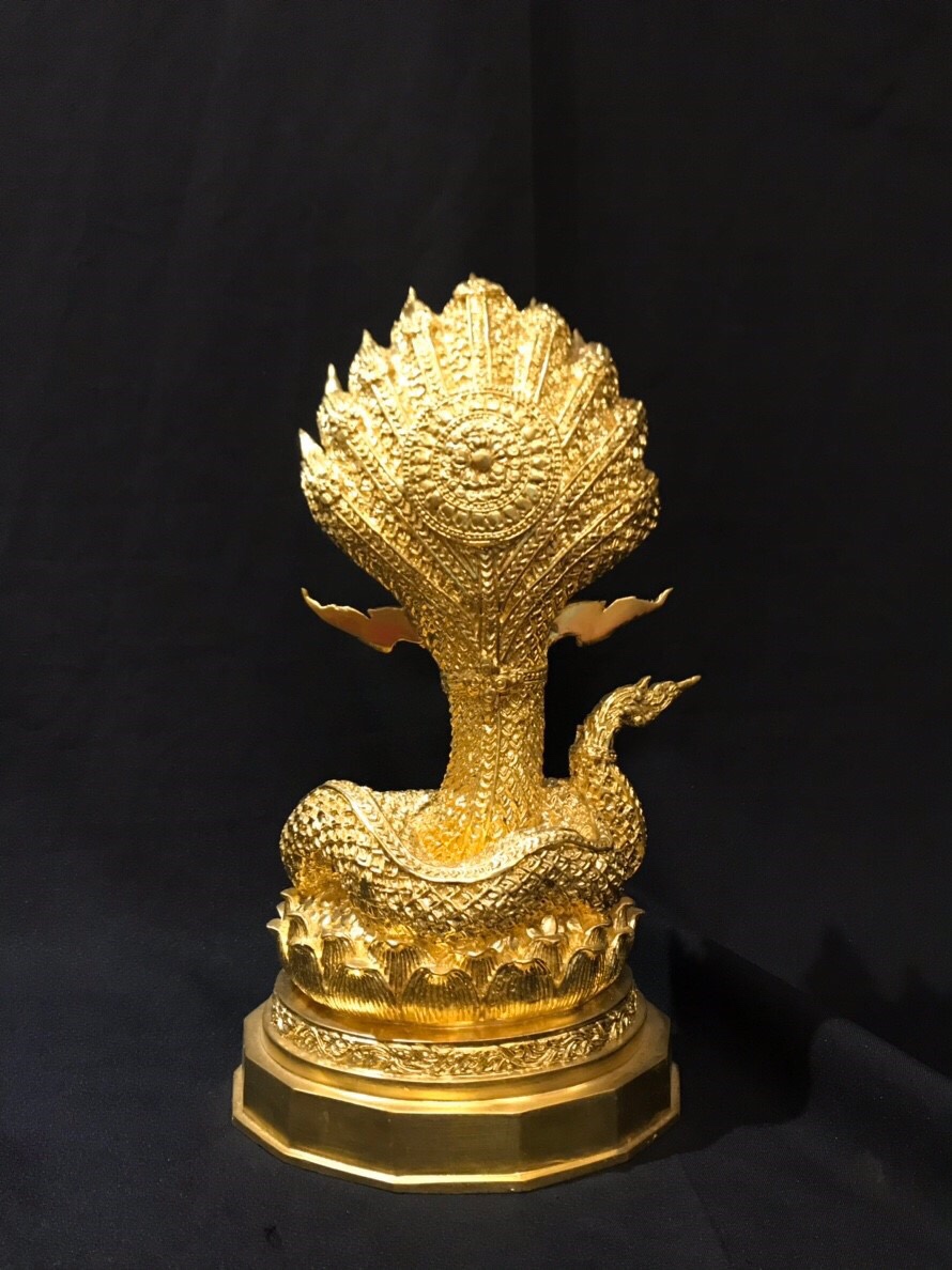 พญานาค 9 เศียร