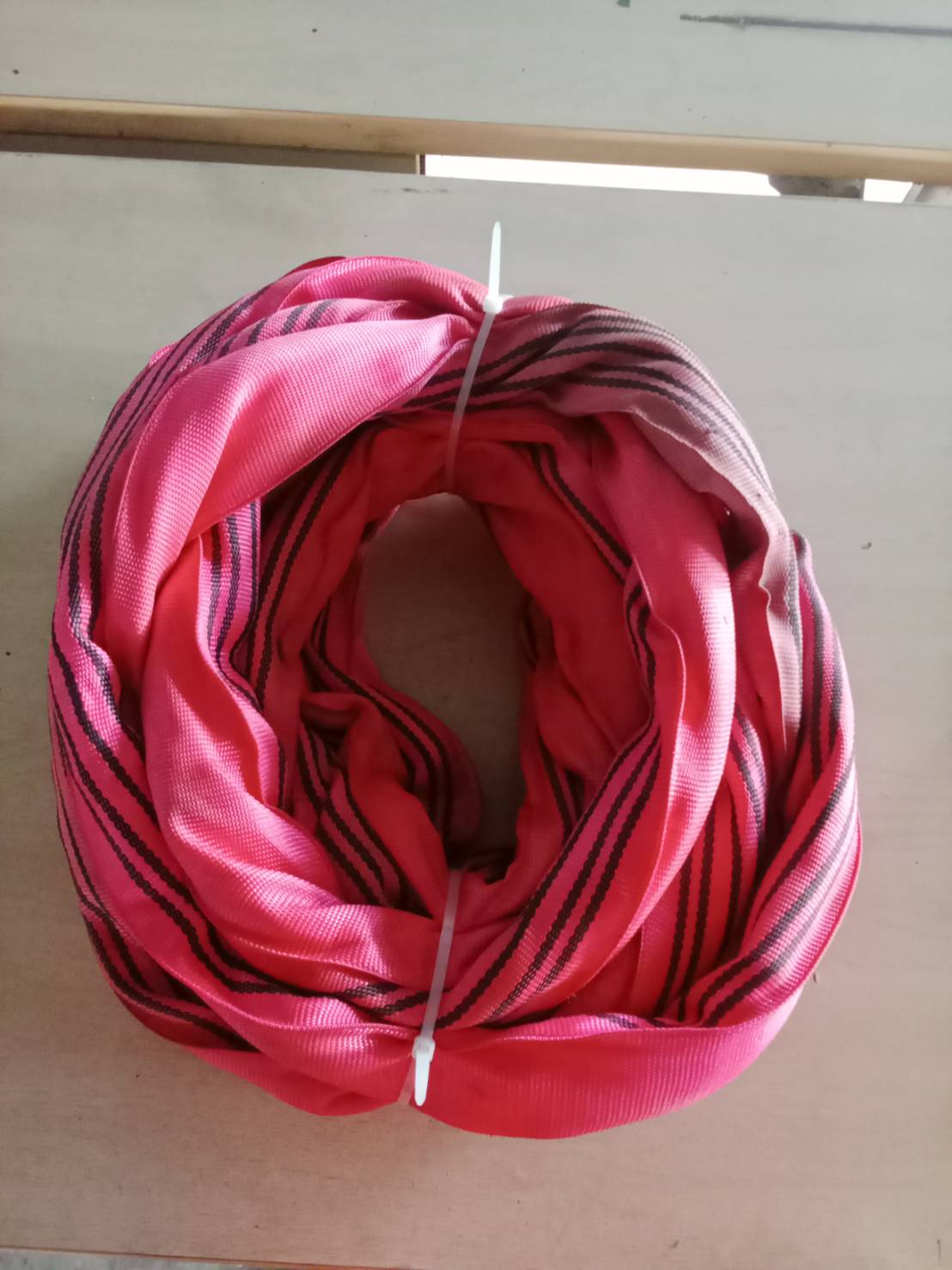 สายยกของ 500 Kg. สีแดง