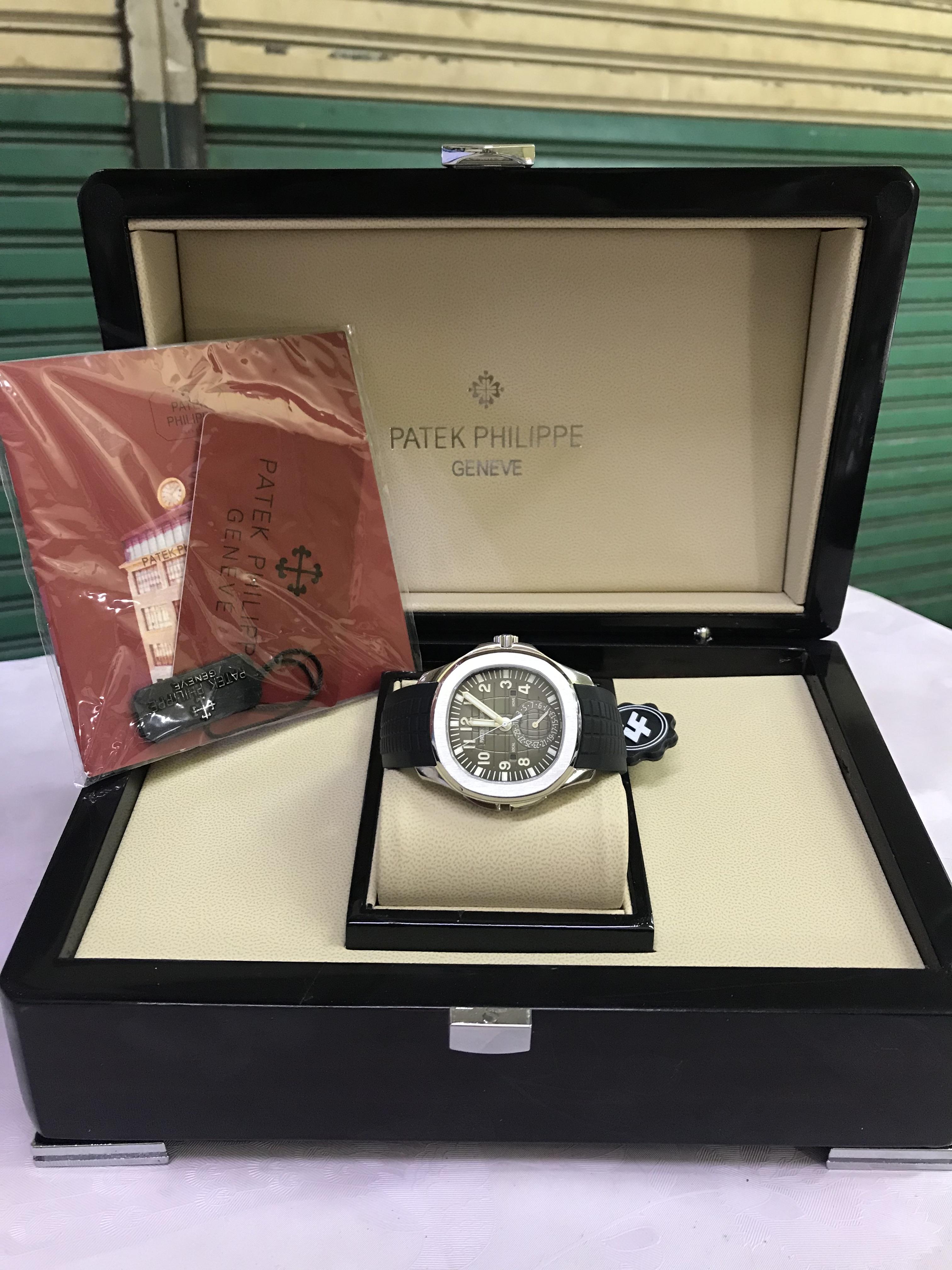 Patek Philippe Aquanaut 5164A-001