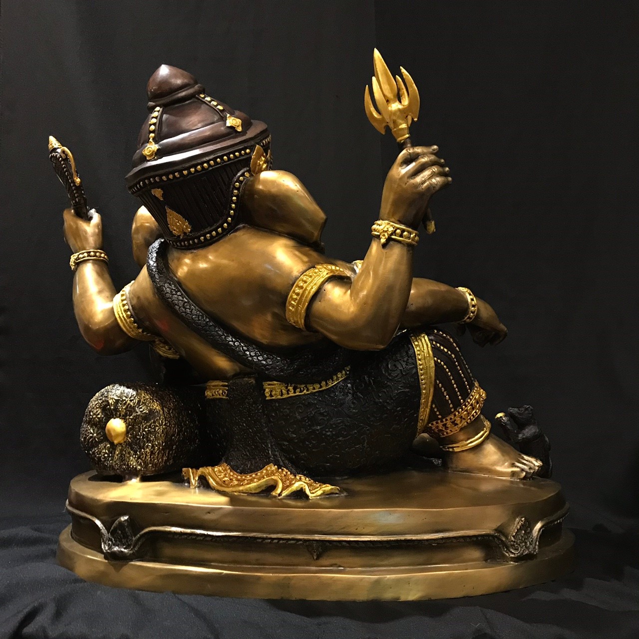 พระพิฆเนศ ปางเสวยสุข หน้าตัก 18 นิ้ว