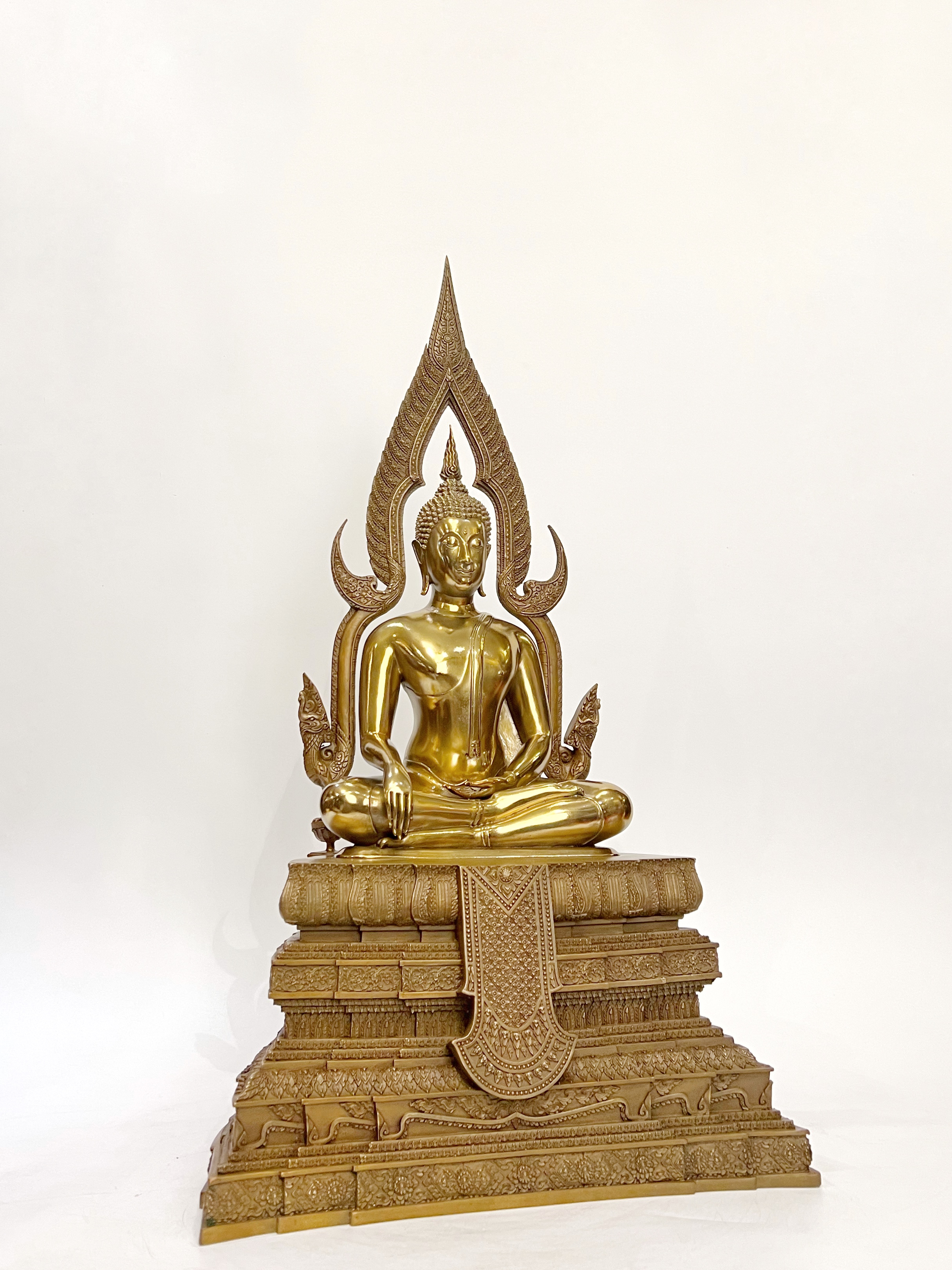 สมเด็จองค์ปฐม ๒๕๖๔ หน้าตัก 9 นิ้ว (หมายเลข 12)