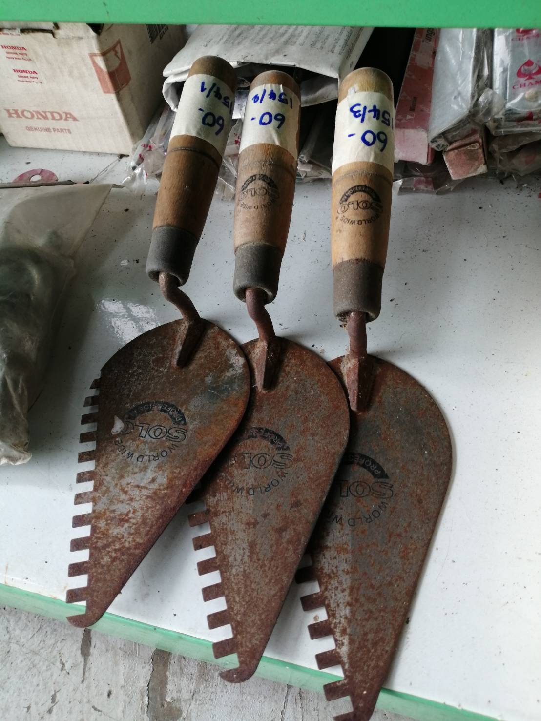 เกียงก่อหวี (ด้ามไม้)