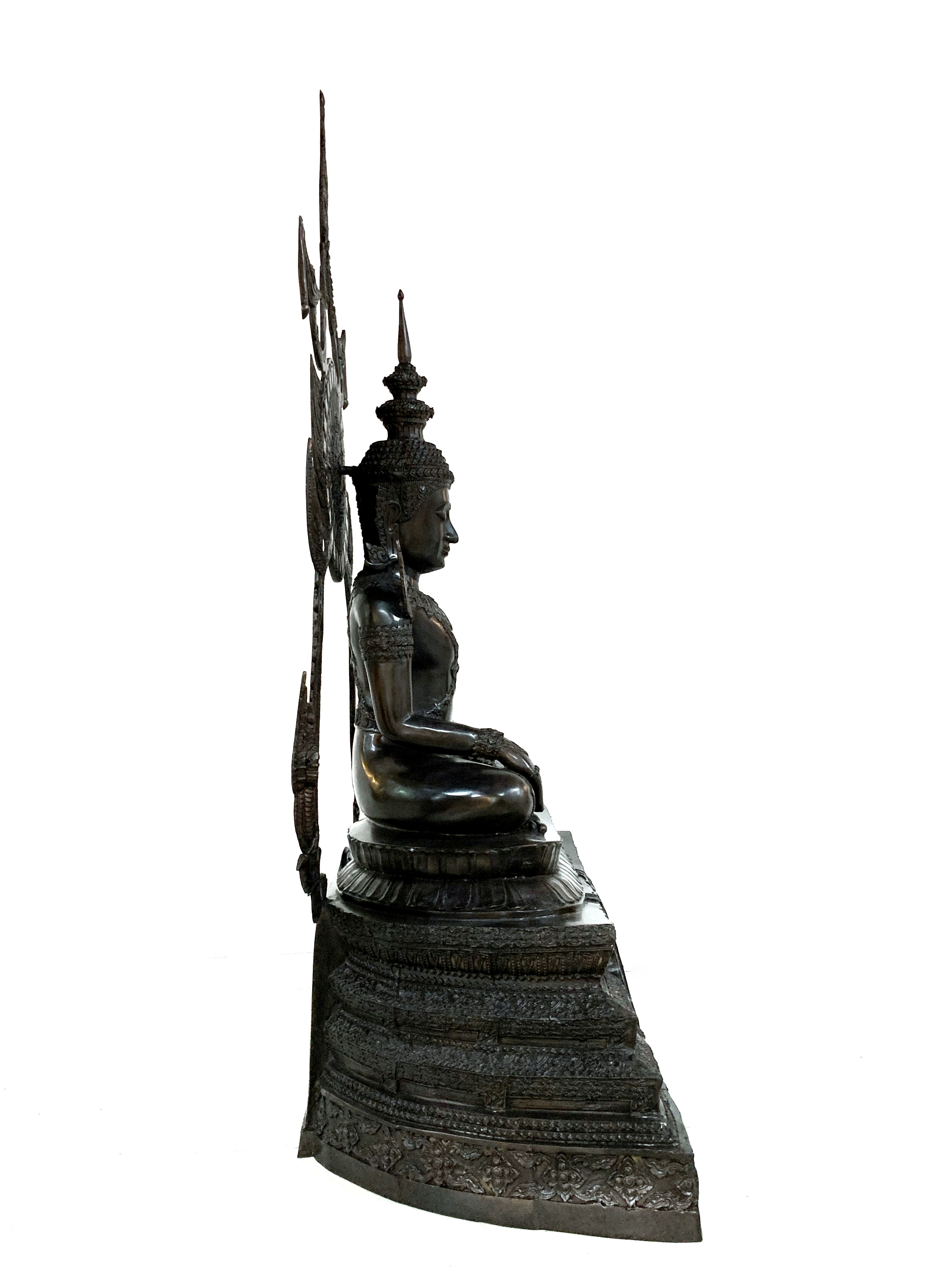 สมเด็จองค์ปฐม หน้าตัก 16 นิ้ว