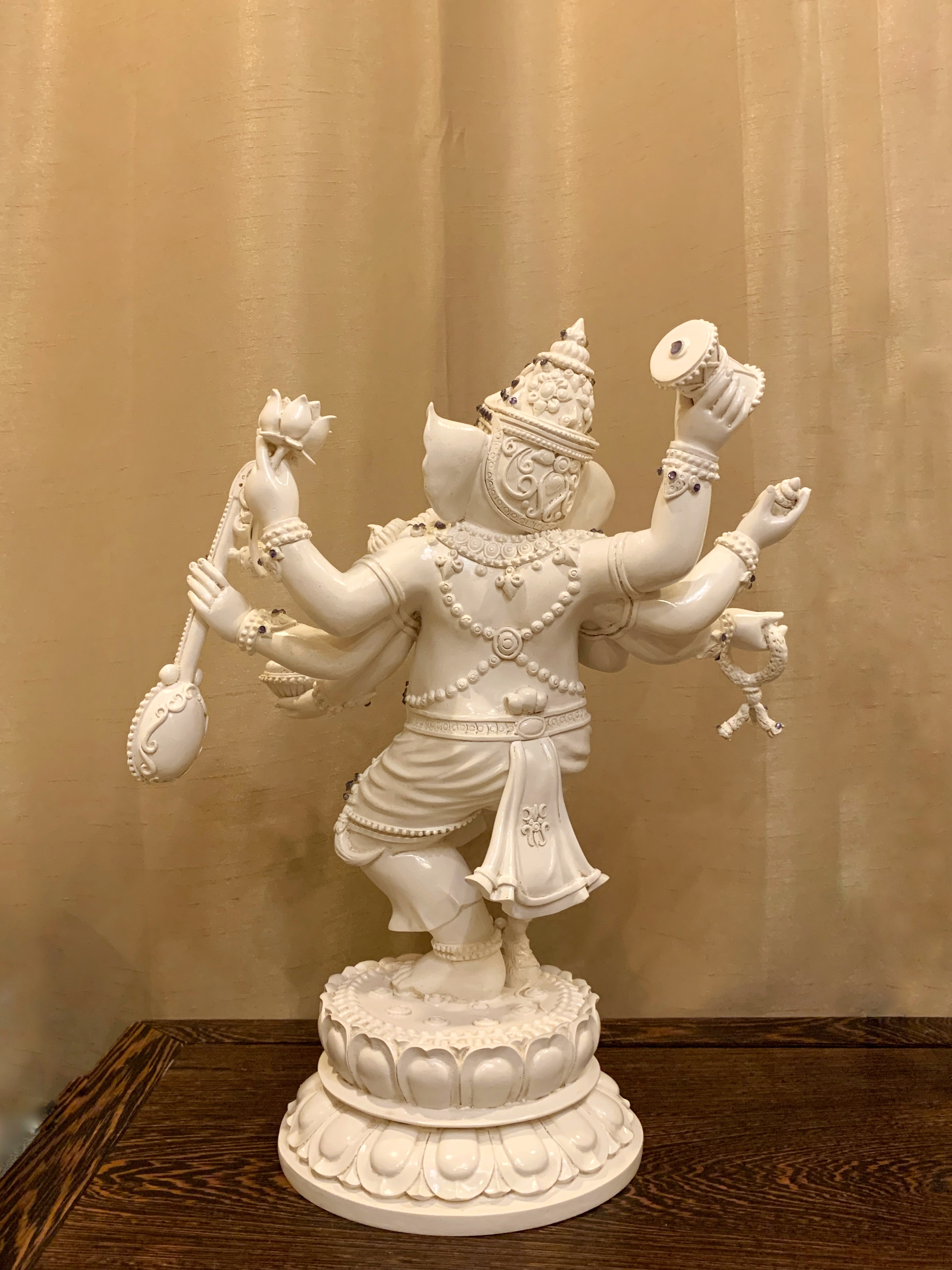 พระพิฆเนศ ปางร่ายรำ หน้าตัก 9 นิ้ว