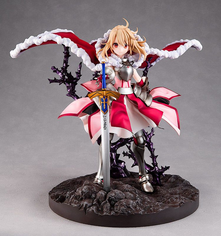 (Pre-Order) Illyasviel von Einzbern Saber Altria Ver. - 1/7 (Kadokawa)