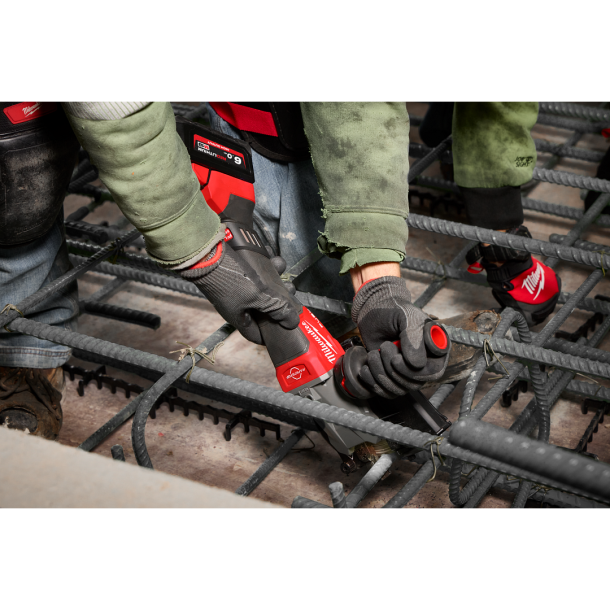MILWAUKEE M18 FRBCO32-0X0 เครื่องตัดเหล็กเส้นไร้สาย (เครื่องเปล่า)