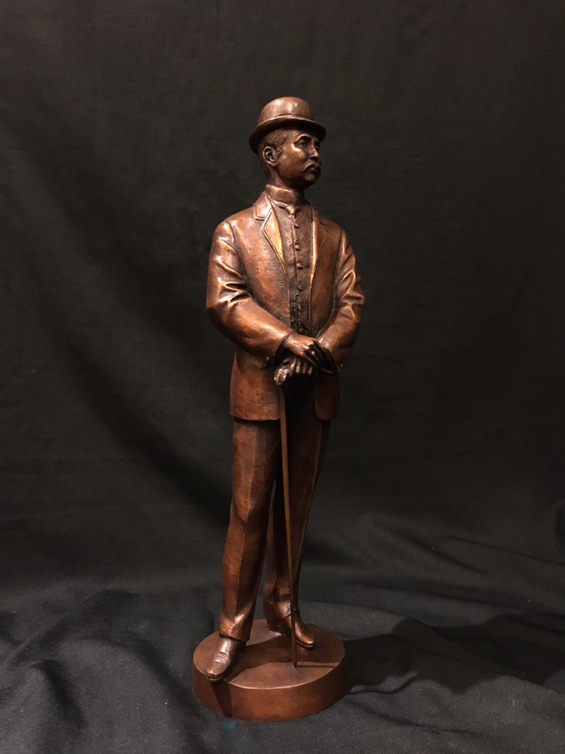 รัชกาลที่ 5 เสด็จประพาสยุโรป หน้าตัก 9 นิ้ว