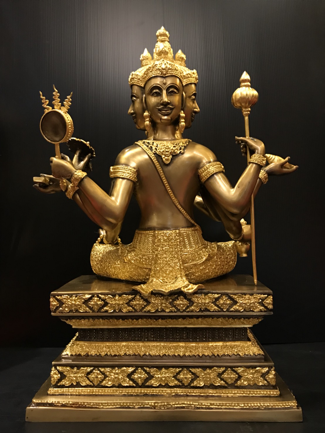 พระพรหม หน้าตัก 9 นิ้ว