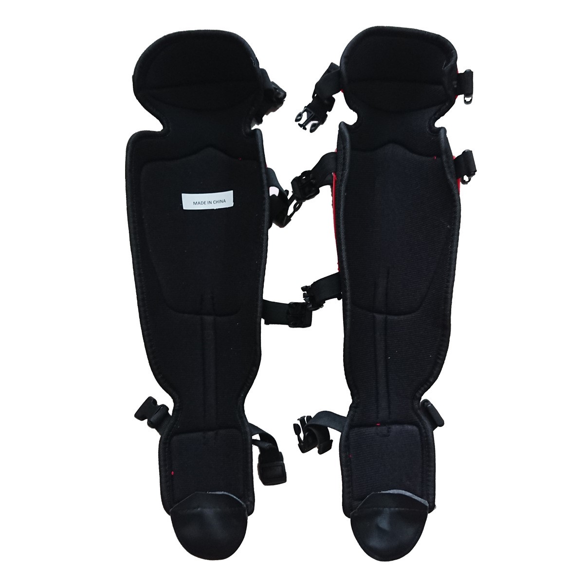 สนับแข้งตัดหญ้า