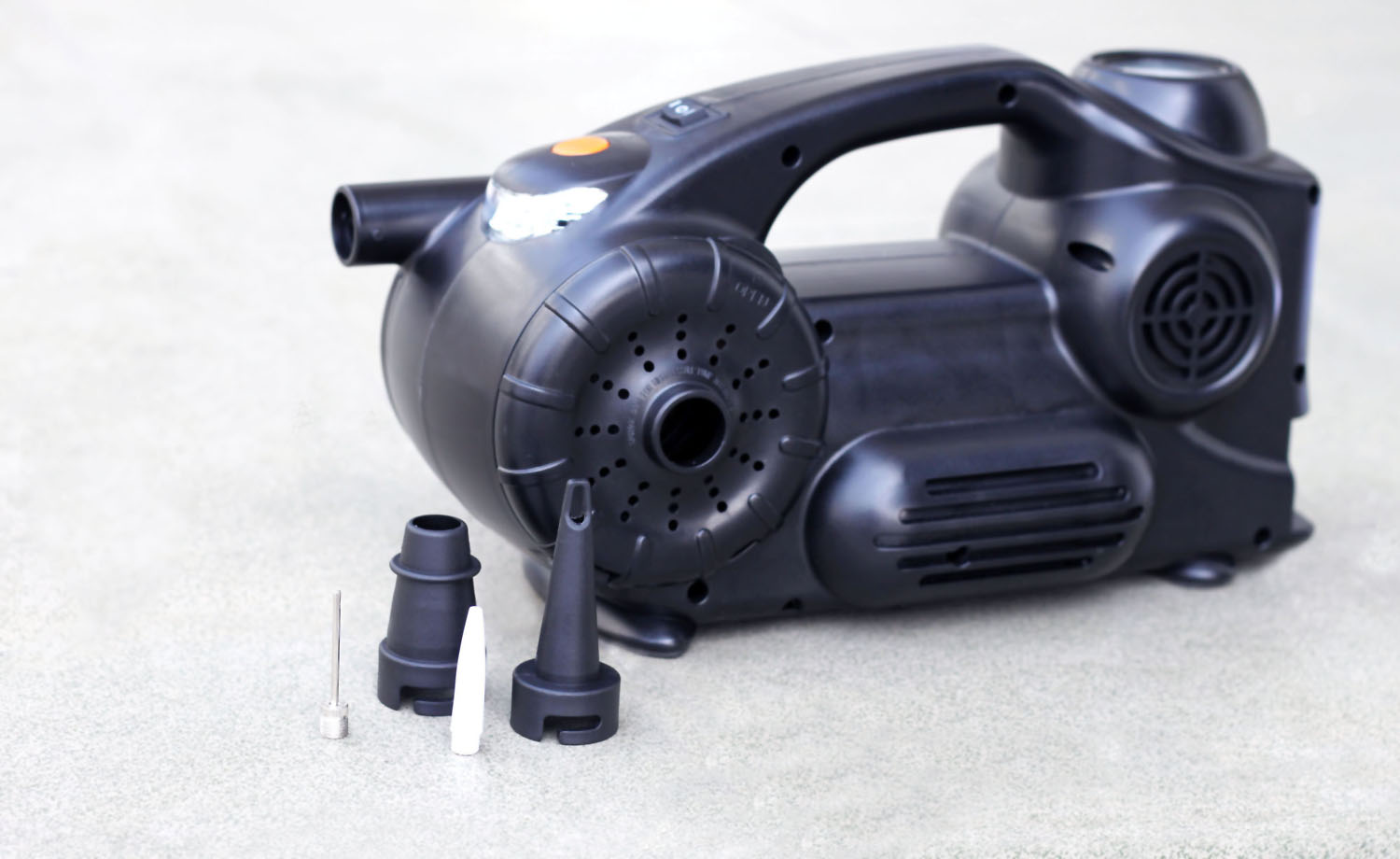 Youmay HT-750 Air Pump เครื่องสูบลมปั๊มเป่าลมยาง สำหรับหัวชาร์ทต่อในรถยนต์