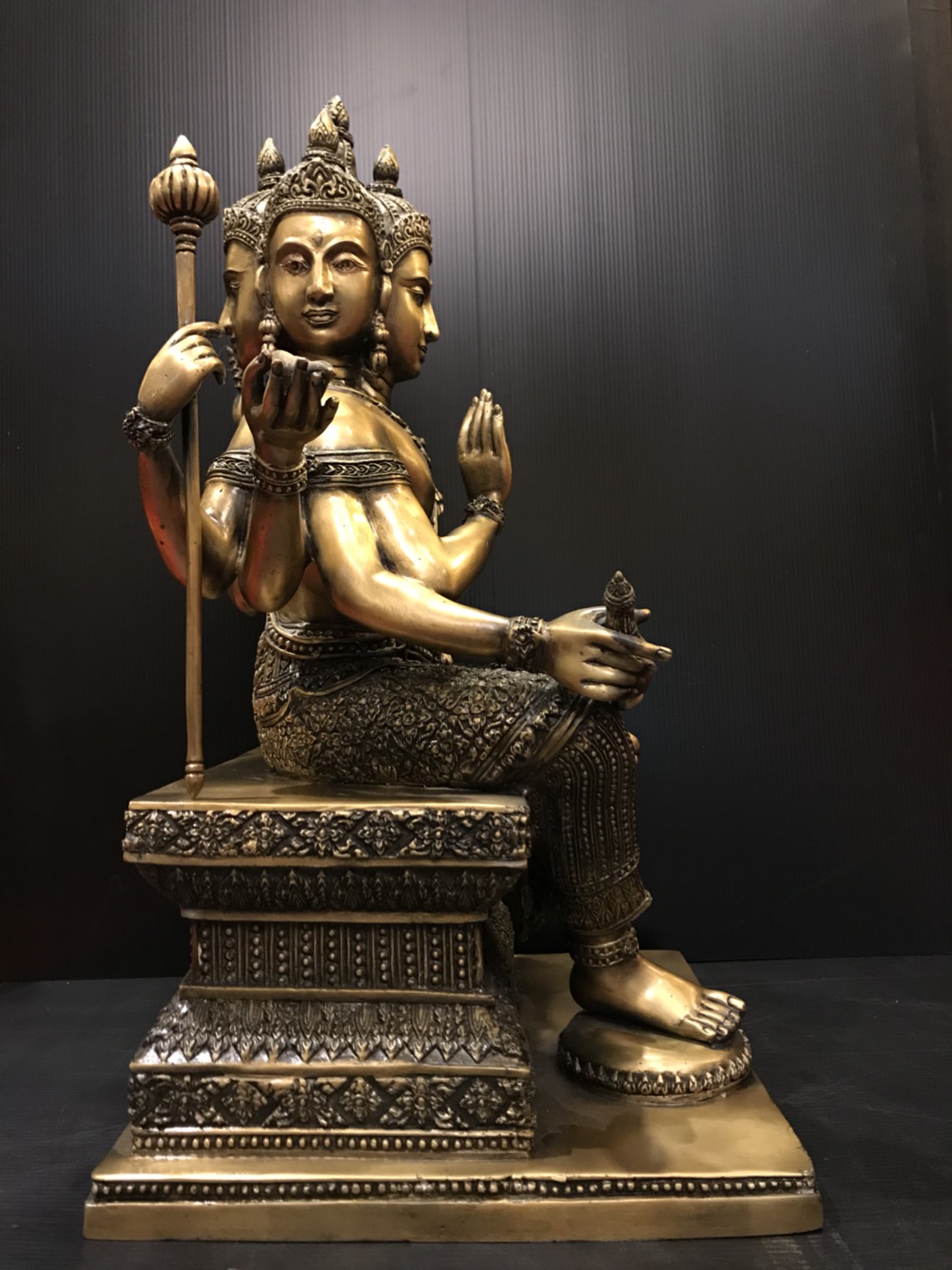 พระพรหม หน้าตัก 9.9 นิ้ว