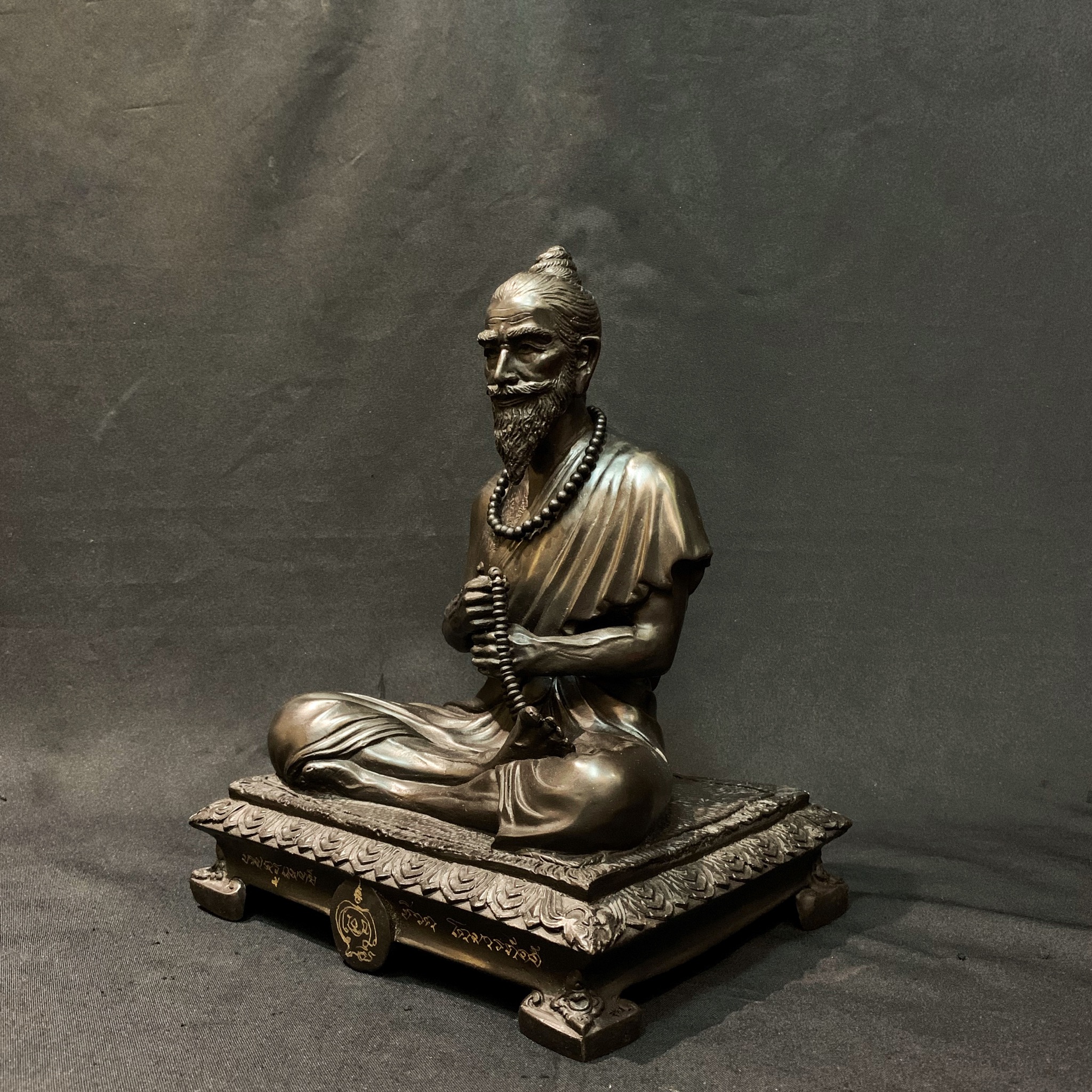 บรมครูหมอ ชีวกโกมารภัจจ์ หน้าตัก 9 นิ้ว