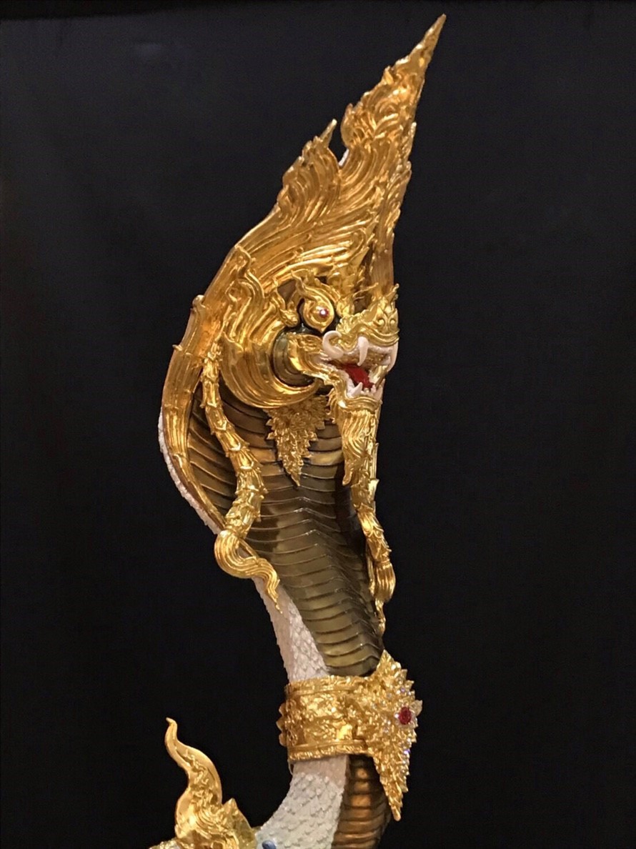 พญานาค สูง 149 cm.