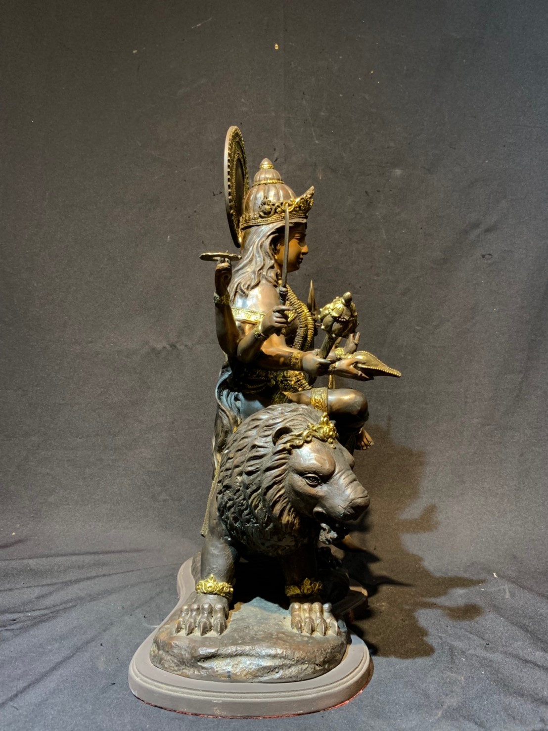 พระแม่ทุรคาทรงราชสีห์ (พระแม่อุมาขี่เสือ) หน้าตัก 9 นิ้ว