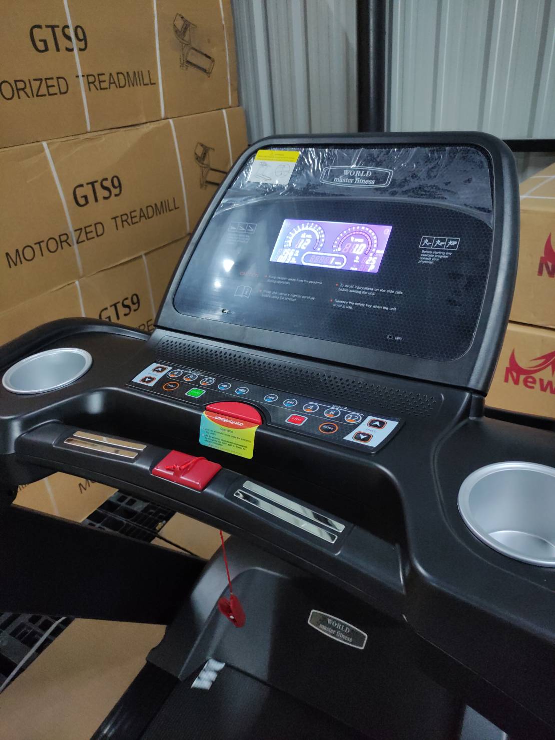 ลู่วิ่งไฟฟ้าcommercial รุ่นGTS6 World Master มอเตAC5.0แรงม้า เล่นเกมส์APP ZWIFTได้