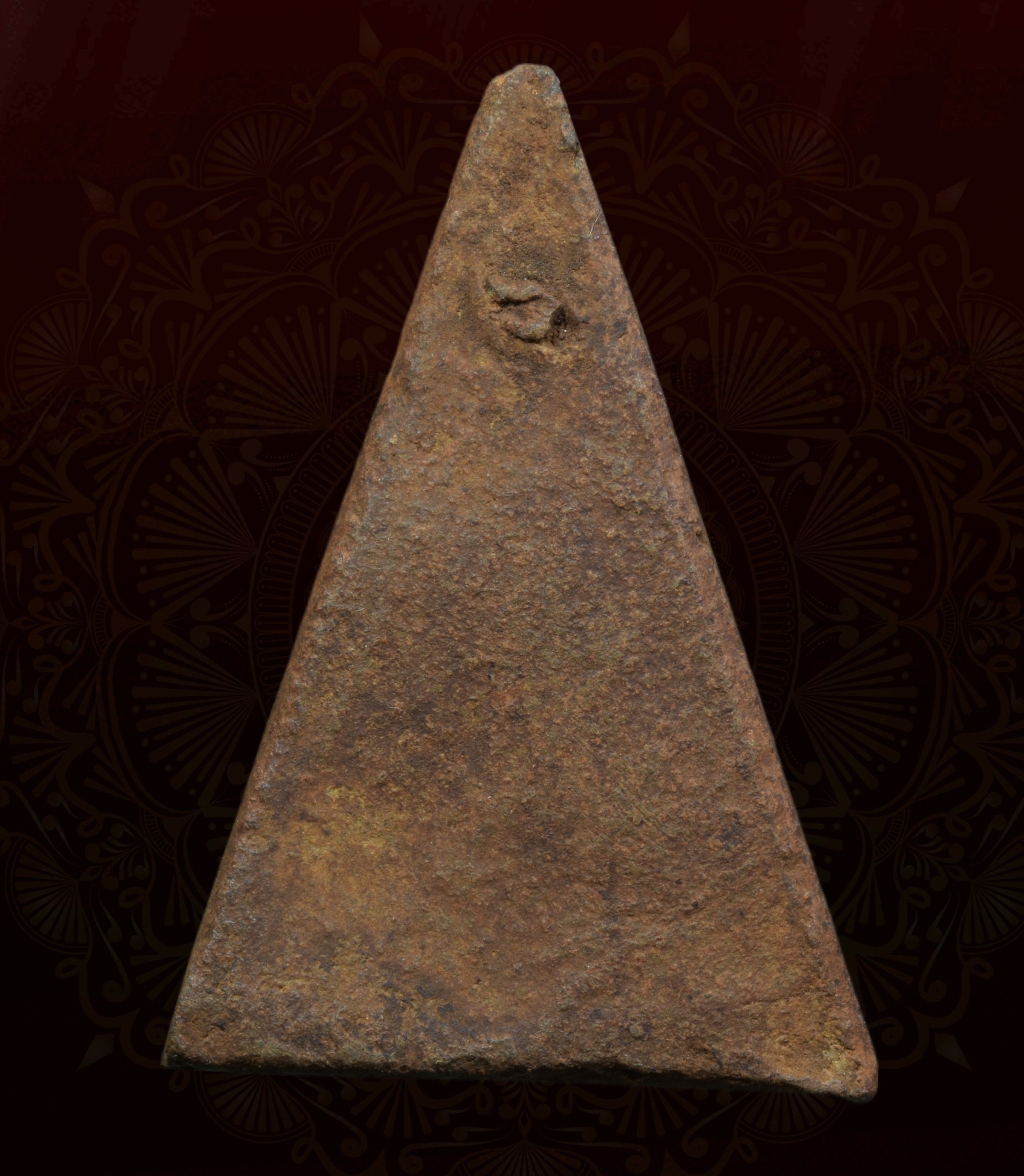 พระนางพญาเสน่ห์จันทร์ กรุต้นจันทร์