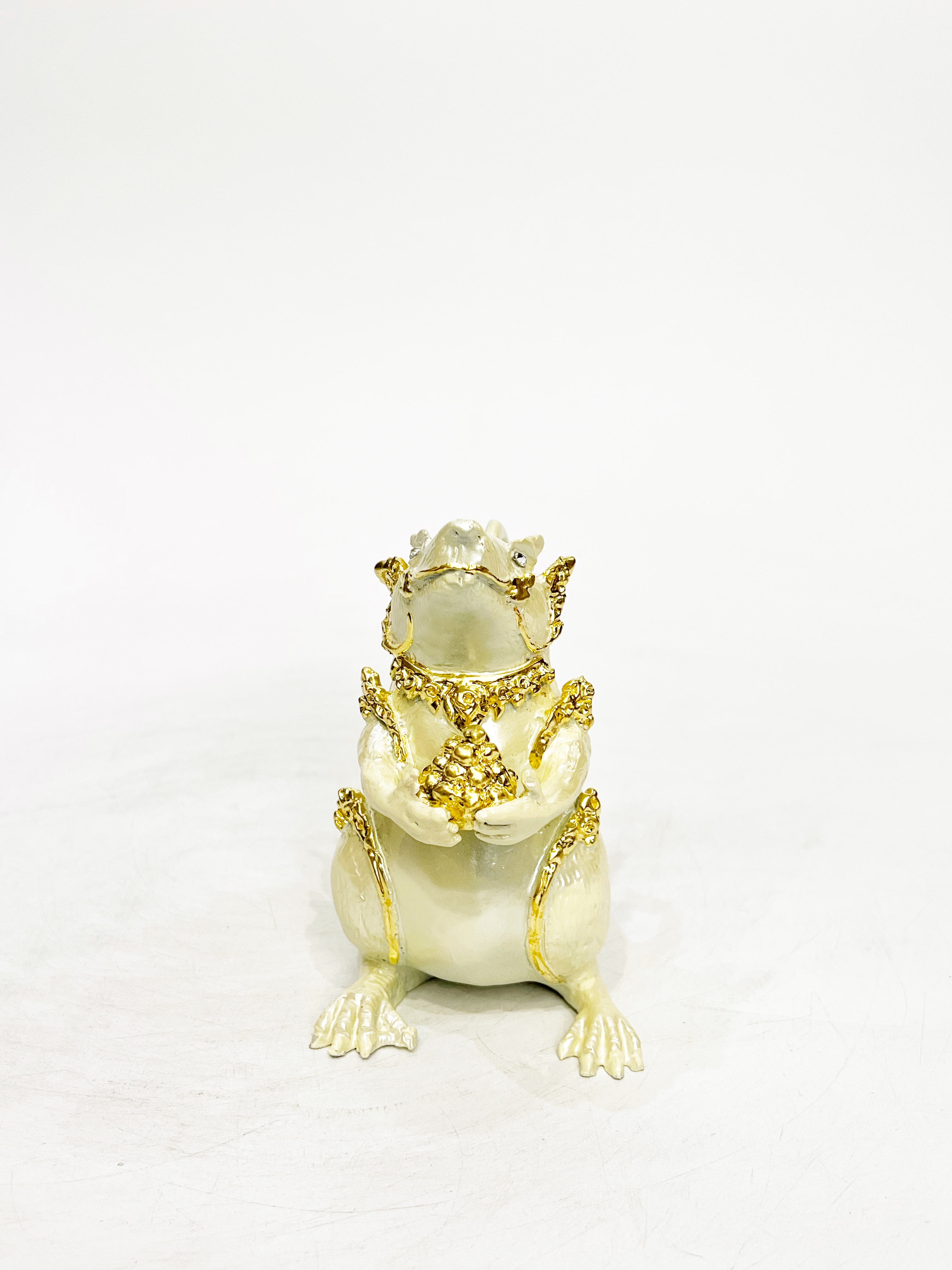 ชุด : หนูมุสิกะ (ถือขนม 2+วางกำยาน 1)