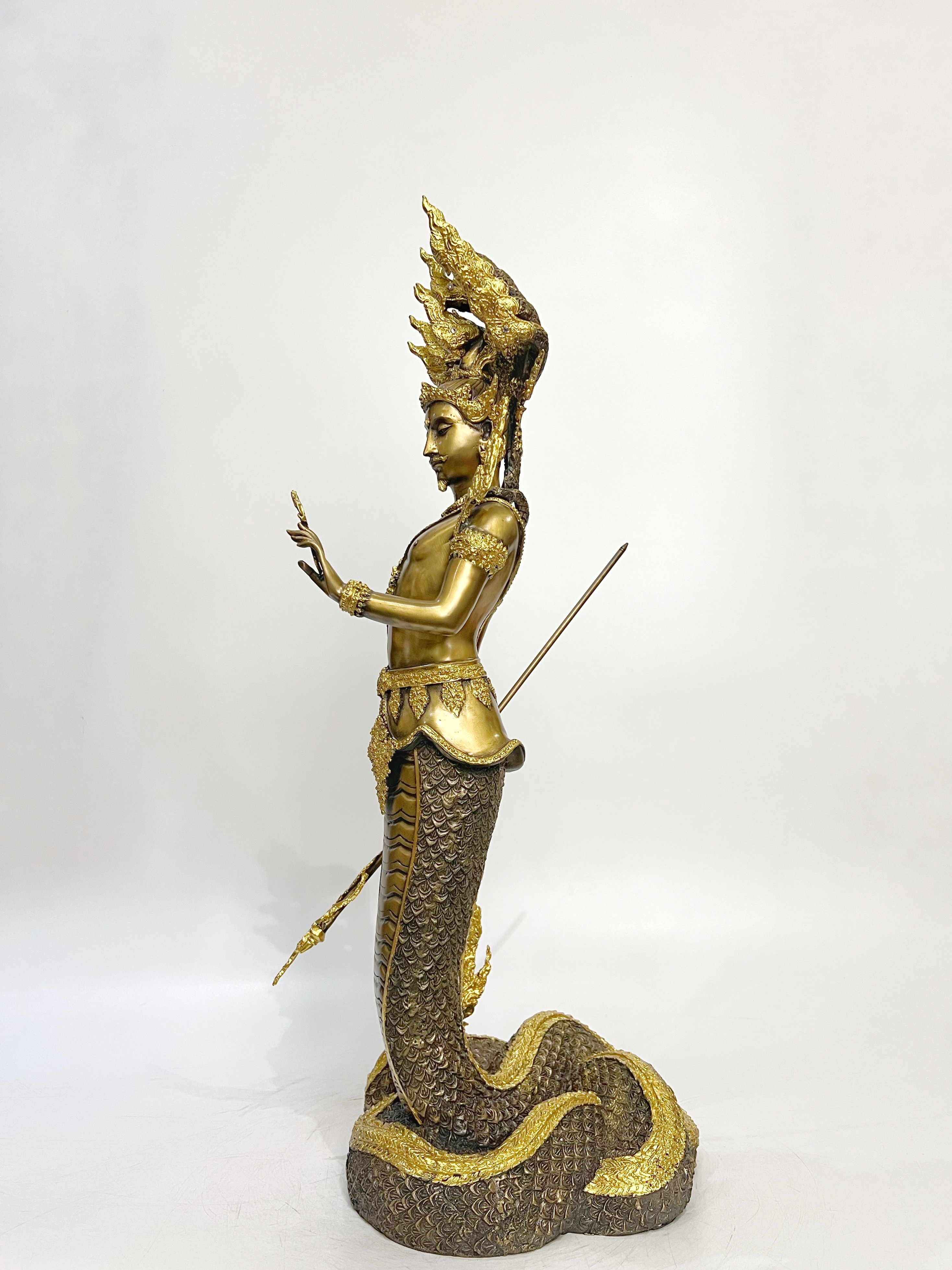 ปู่นาคราช หน้าตัก 12 นิ้ว