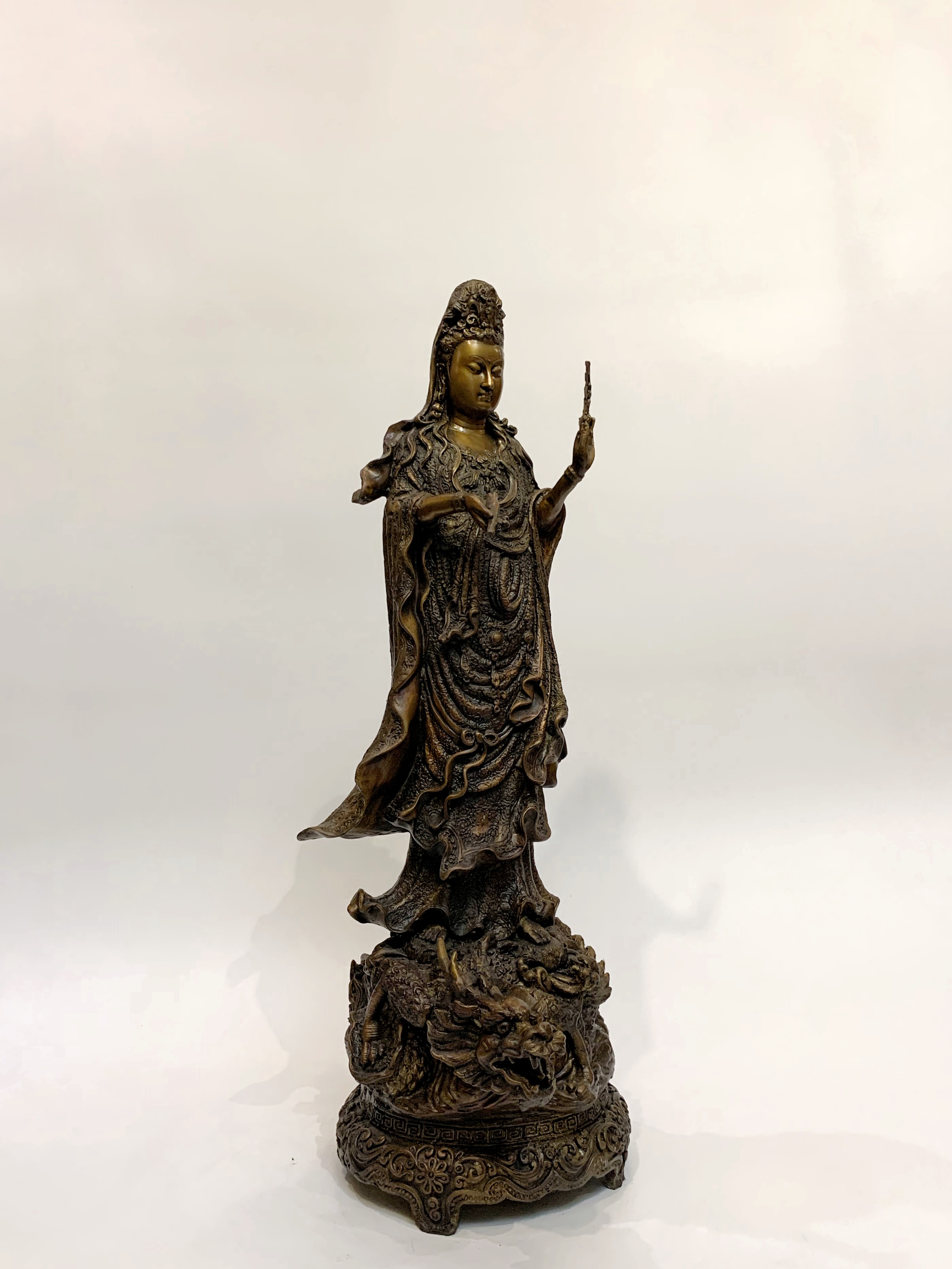 พระโพธิสัตว์กวมอิม หน้าตัก 9 นิ้ว