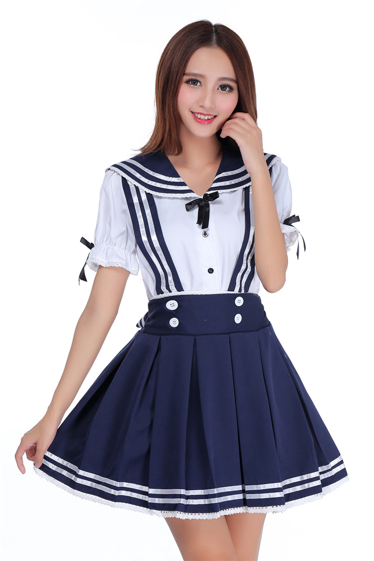 ชุดนักเรียน ชุดนักเรียนญี่ปุ่น ชุดนักเรียนสไตล์โลลิต้า กระโปรงสีนาวี โบว์ดำ