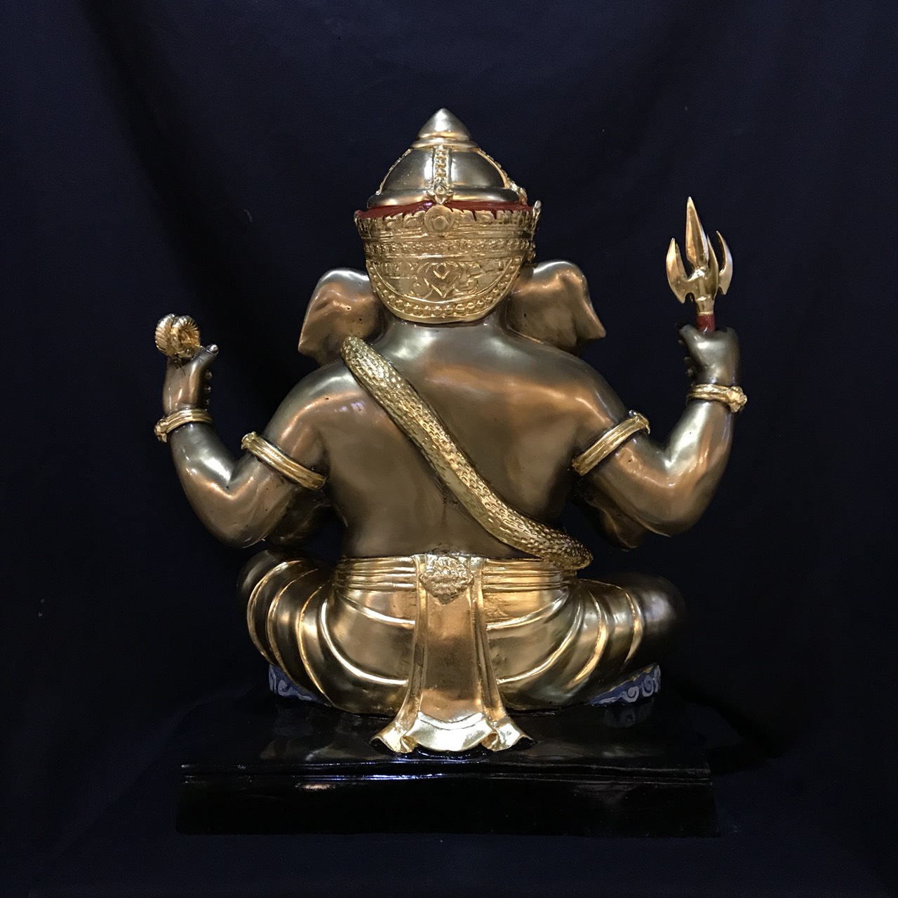 พระพิฆเนศ ปางเอกทันตะ หน้าตัก 16 นิ้ว (ฐานเหลี่ยม)