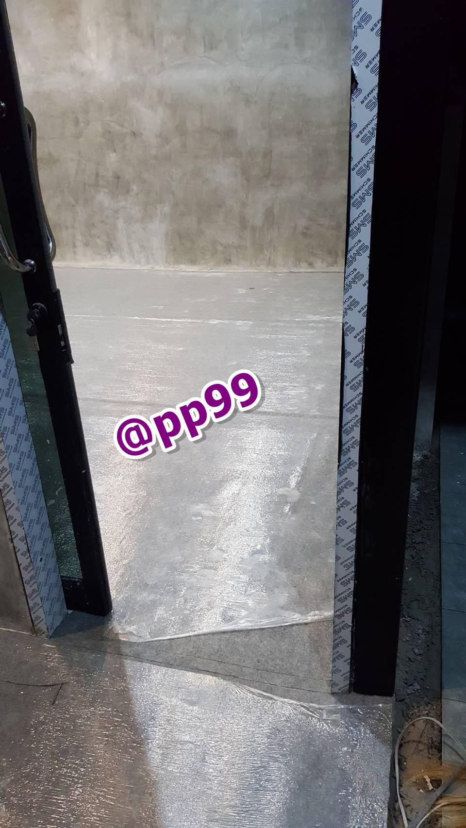 ปูพรมโต๊ะสนุก ช่างปูพรมราคาถูก