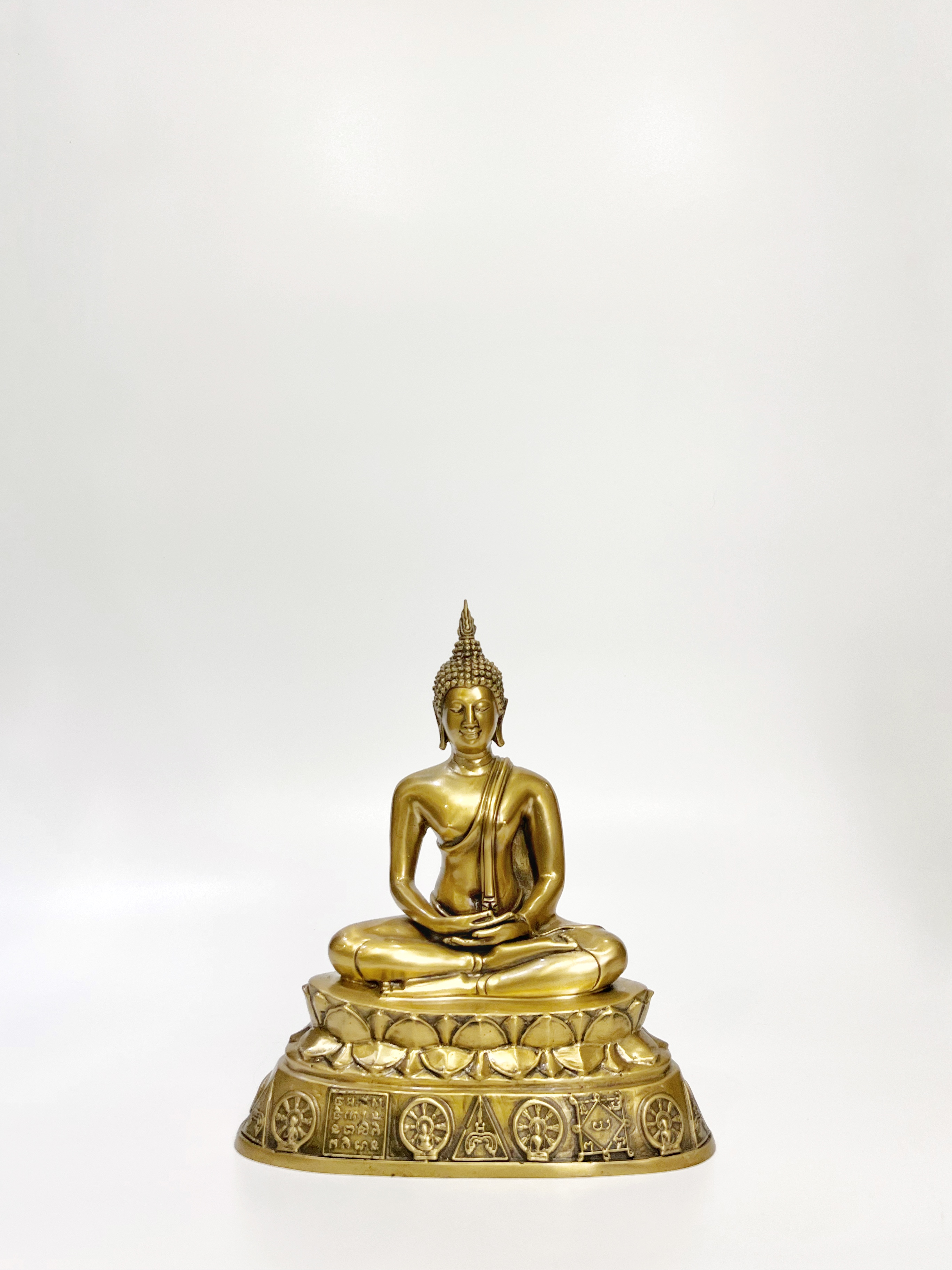 พระพุทธรูป ปางสมาธิ หน้าตัก 5 นิ้ว (วันพฤหัสบดี)