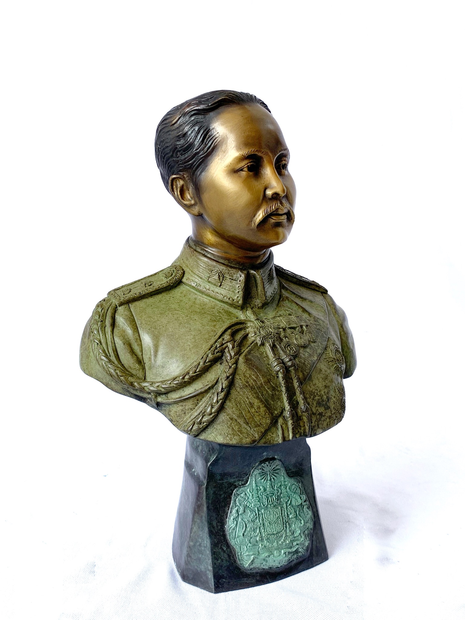 รัชกาลที่ 5 ครึ่งพระองค์ (ตราแผ่นดิน)