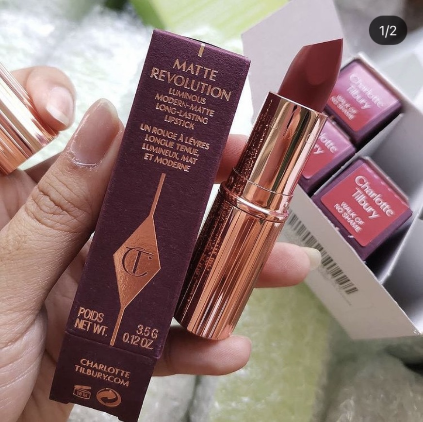 Charlotte Tilbury Matte Revolution Luminous Modern-Matte Long-Lasting Lipstick (With Box 3.5 g.)