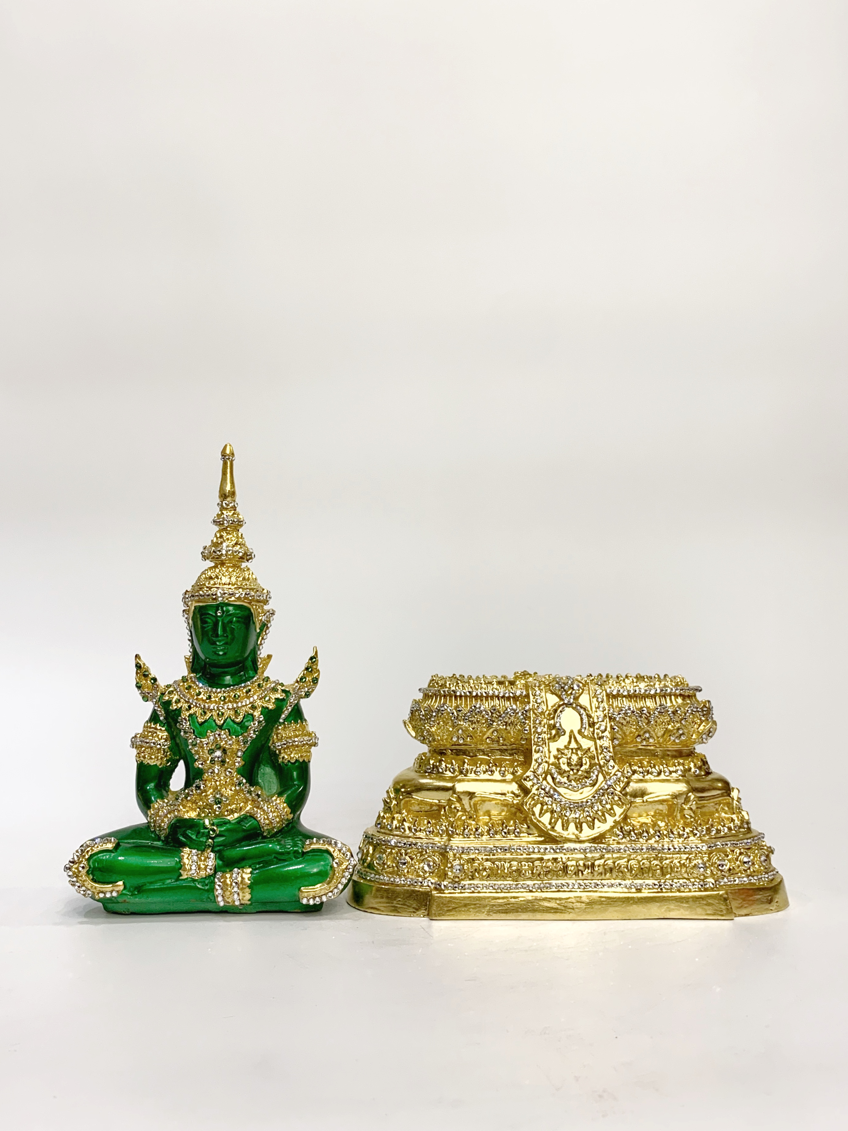 พระแก้วมรกต ทรงเครื่องฤดูร้อน หน้าตัก 5 นิ้ว