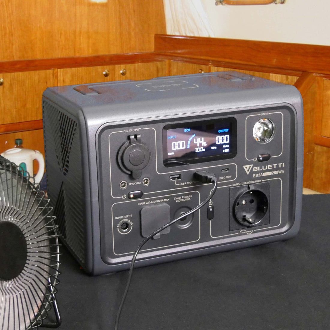 Bluetti EB3A Portable Power Station ความจุ 600W/268Wh แบตเตอรี่สำรองอเนกประสงค์