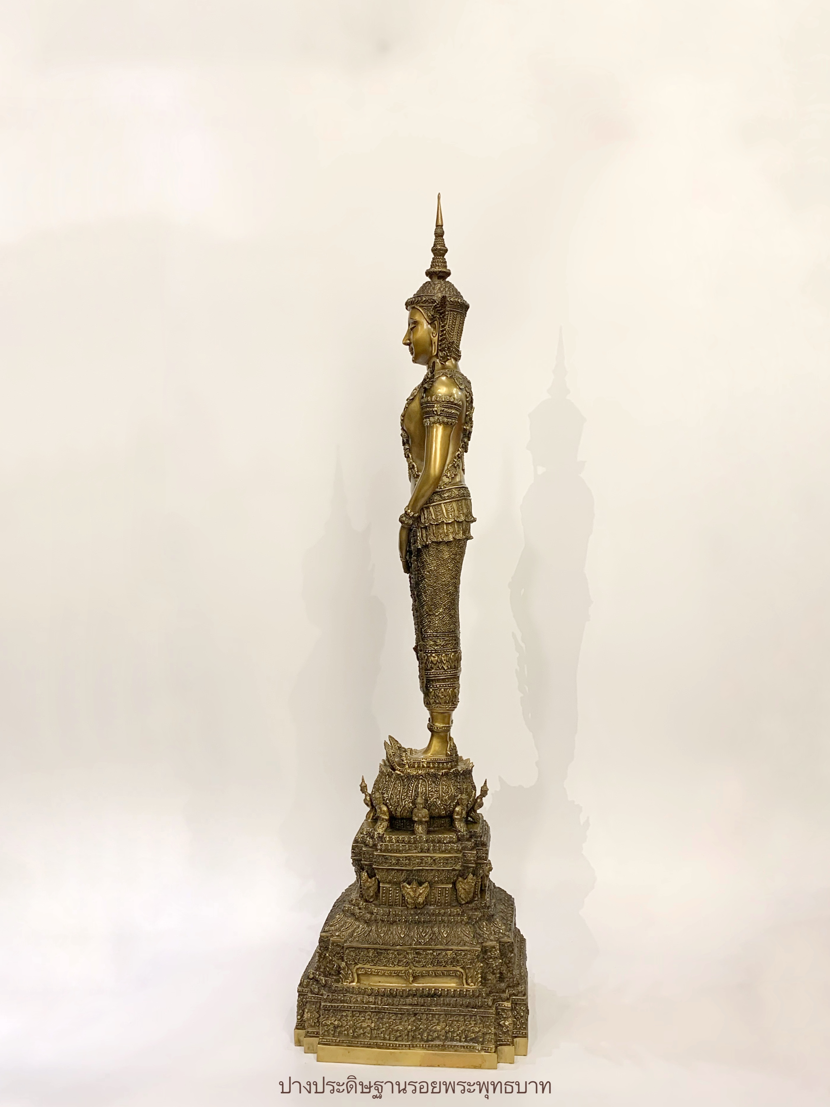 พระพุทธรูป ทรงเครื่องจักพรรดิ์ หน้าตัก 9 นิ้ว (ครบทั้ง 13 ปาง)