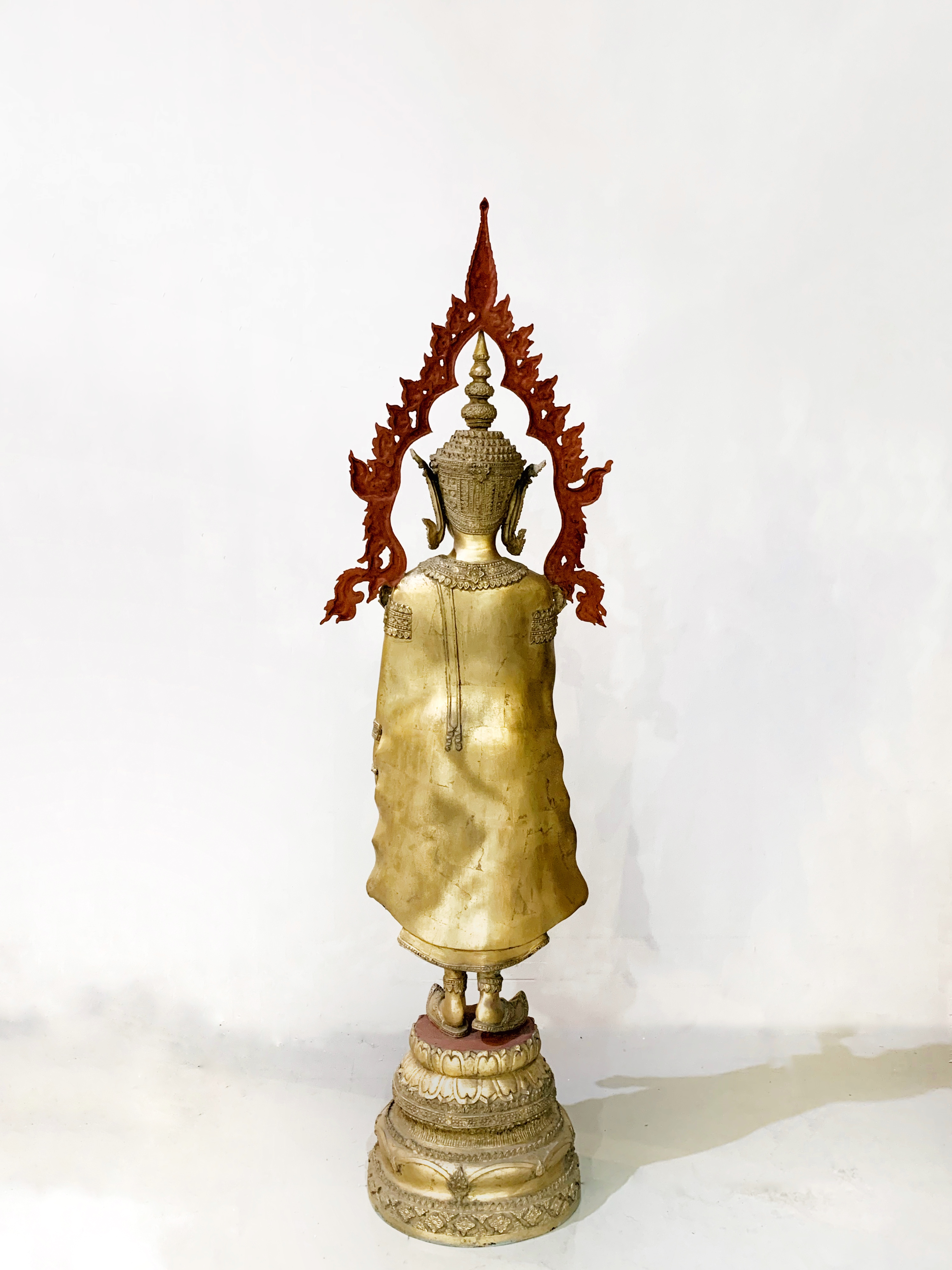 พระพุทธมหาจักรพรรดิ ปางห้ามญาติ สูง 52 นิ้ว