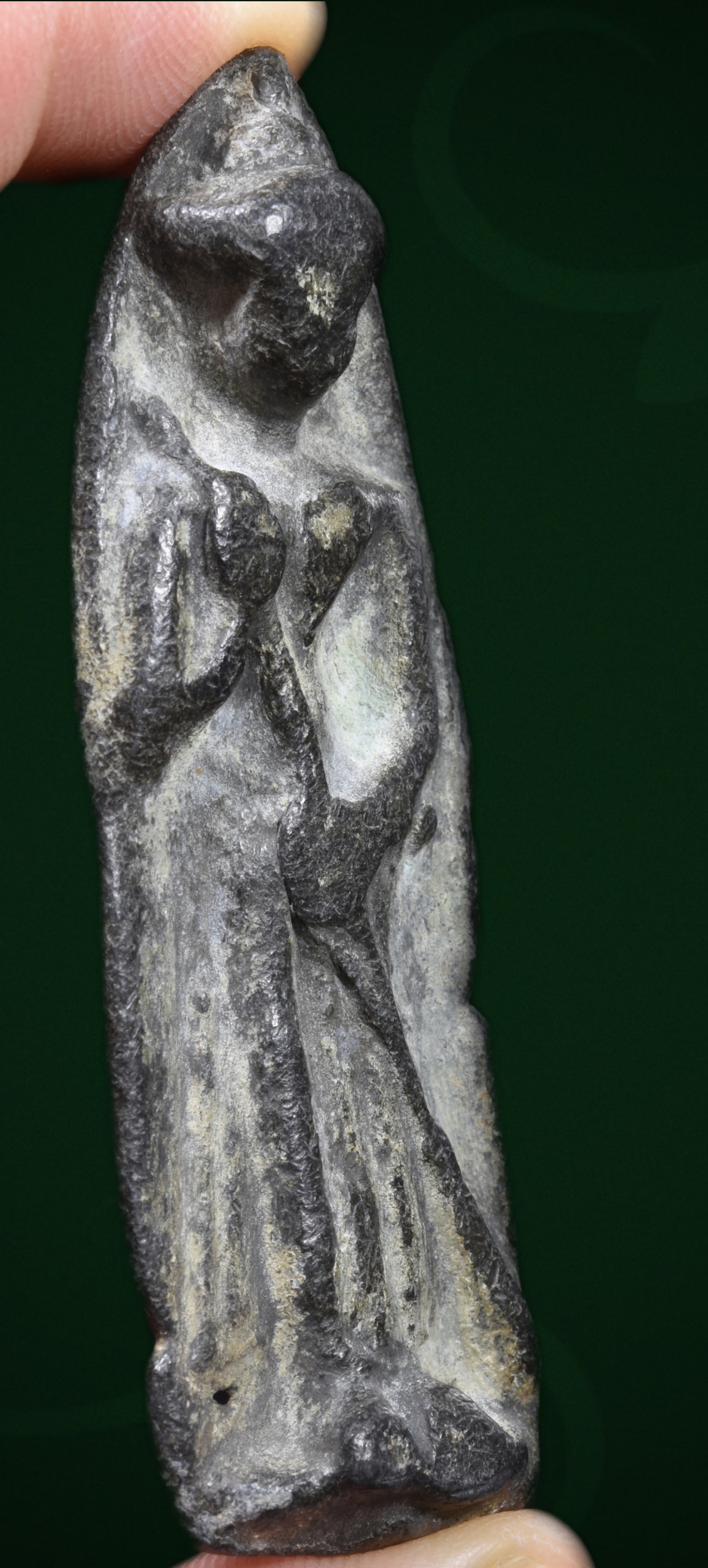 พระร่วงกวาดลาน เนื้อชินตะกั่ว