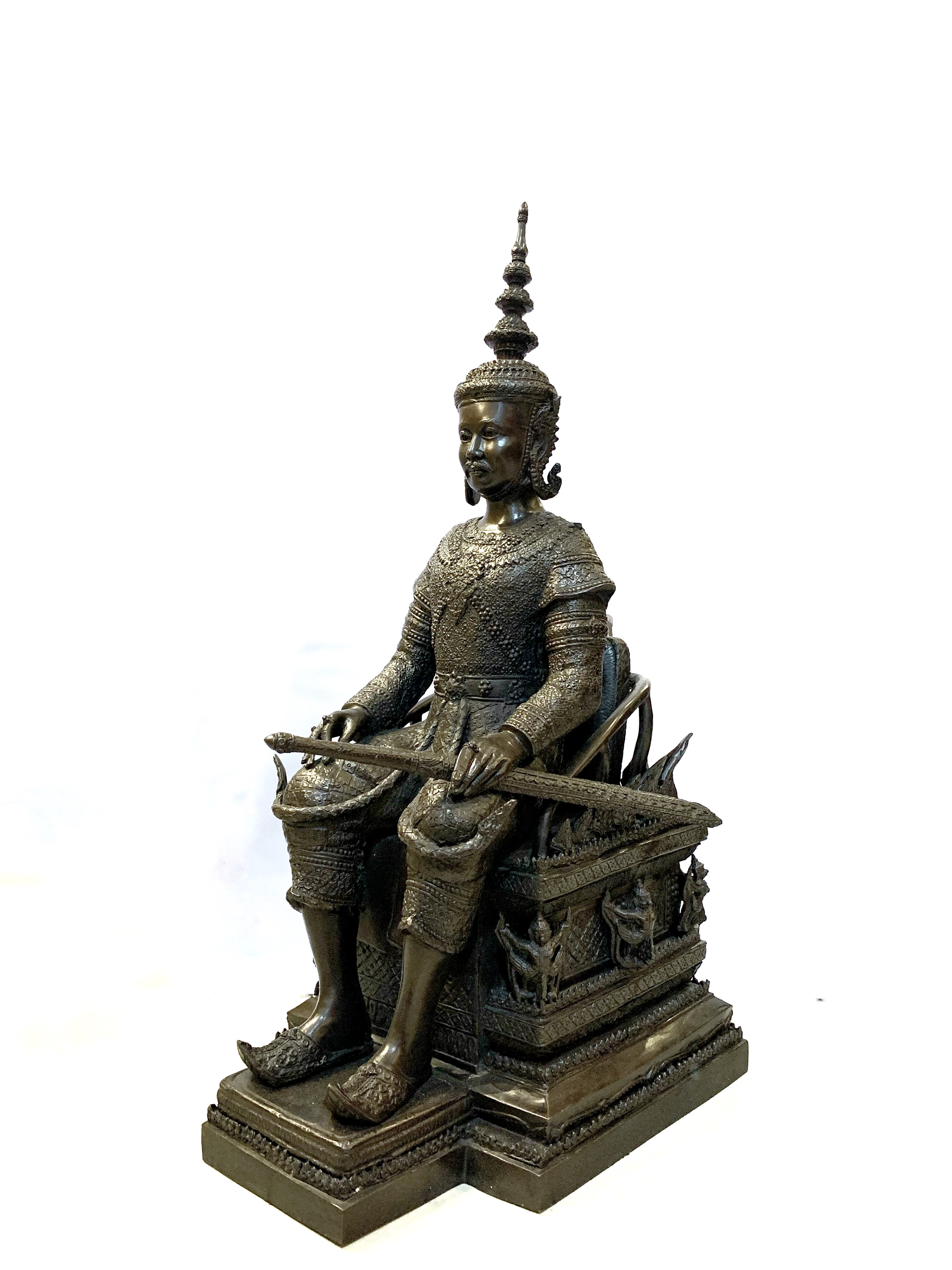 รัชกาลที่ 5 นั่งบัลลังก์ หน้าตัก 14 นิ้ว