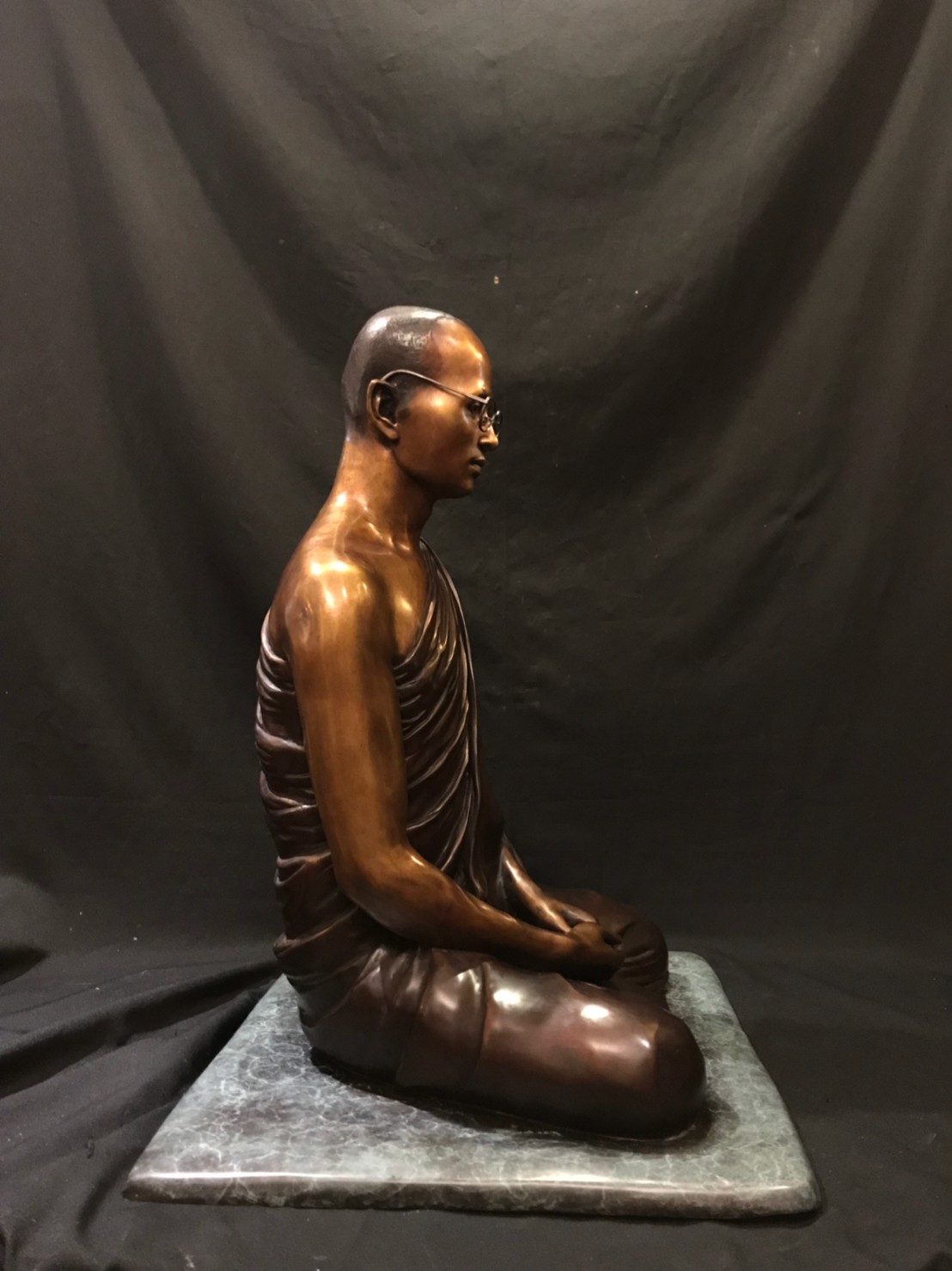 รัชกาลที่ 9 ทรงผนวช หน้าตัก 16 นิ้ว