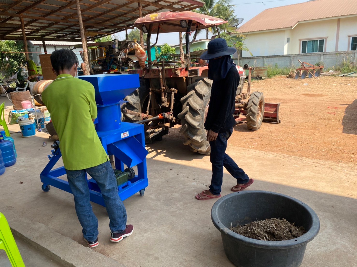 เครื่องอัดเม็ด รุ่นติดรถไถ PTO รุ่นใหญ่ เครื่องเปล่า