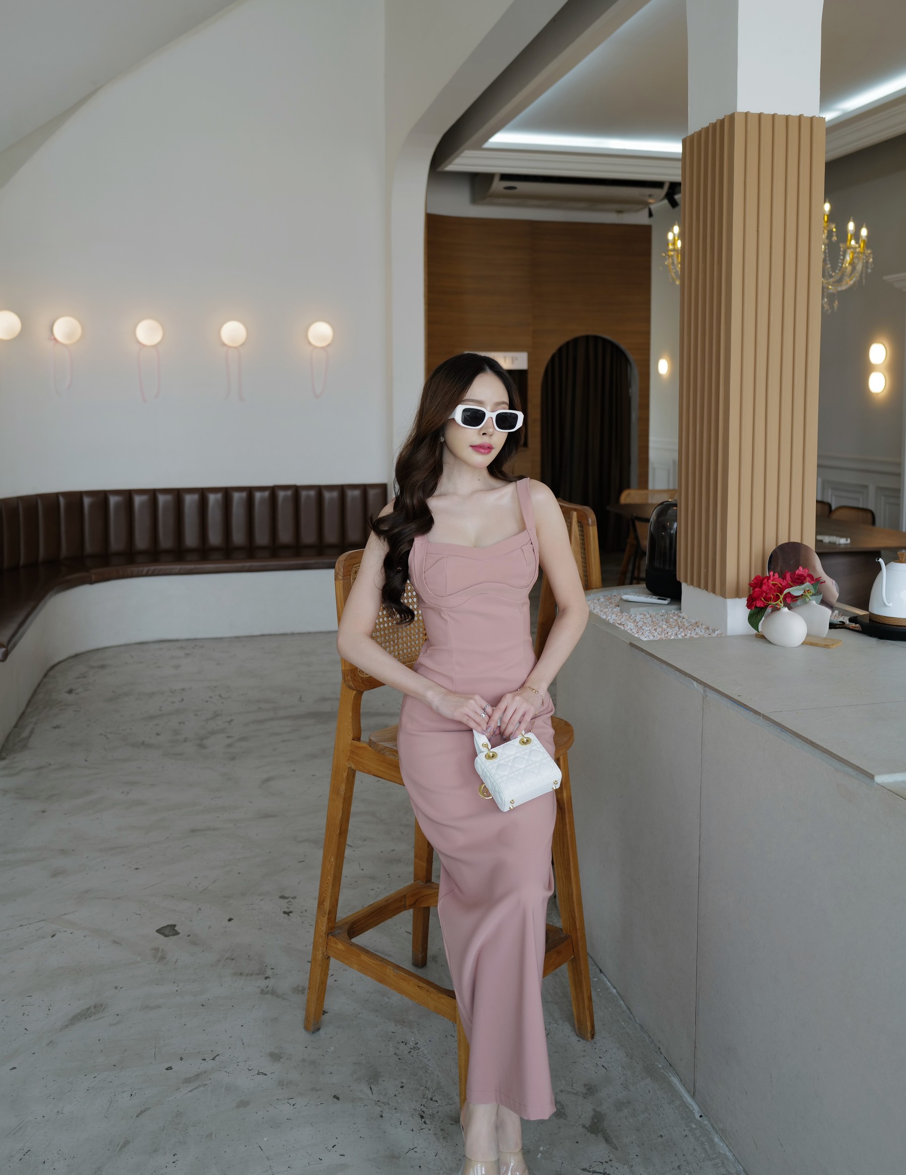 #5105 HILOOK เดรสสายใหญ่ อกทรงสโลบเข้าอกเบาๆ เย็บตีเกล็ดรับเต้า สวยมาก