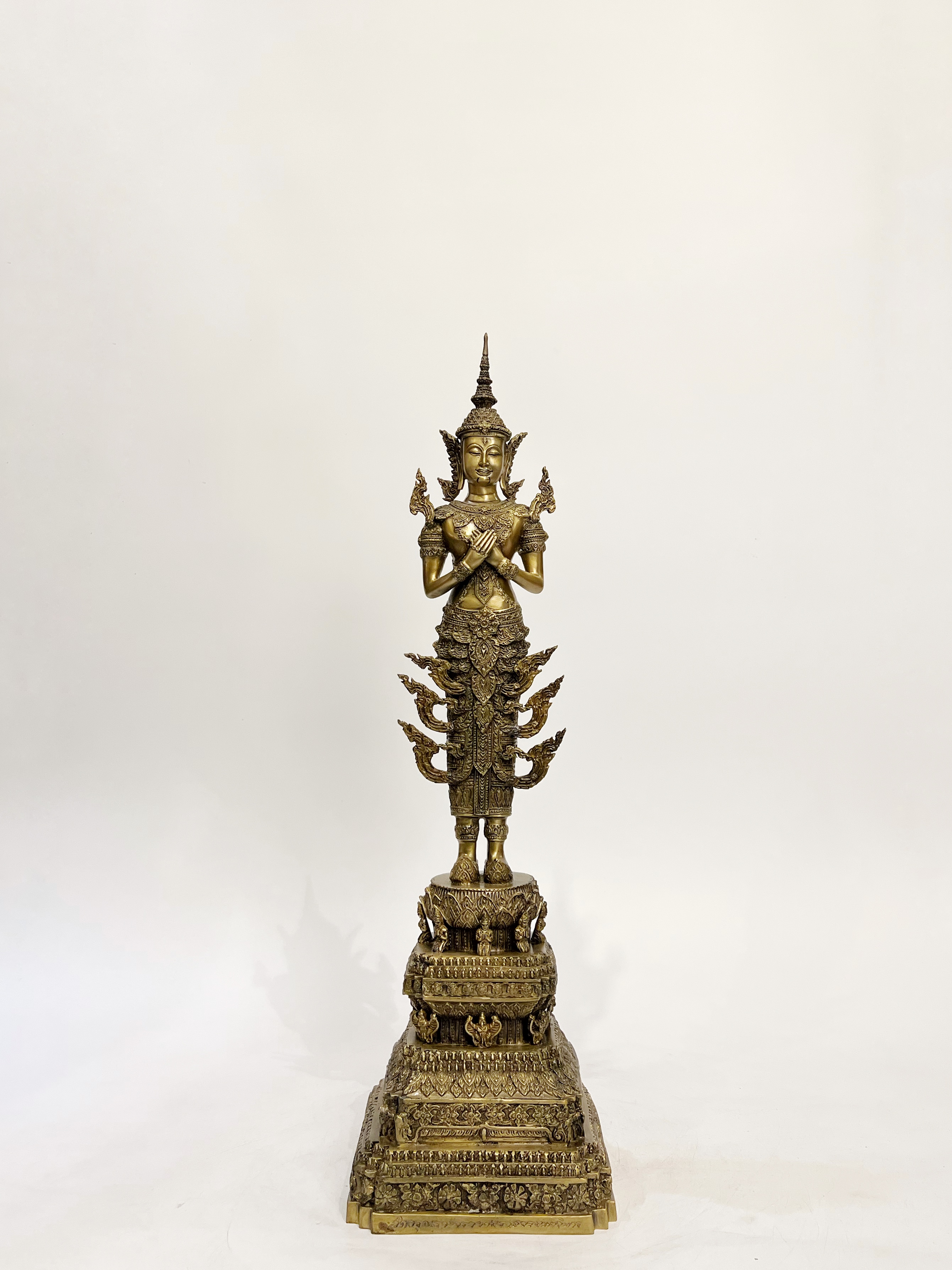 พระพุทธรูปปางรำพึง ทรงเครื่องจักพรรดิ์ หน้าตัก 5 นิ้ว