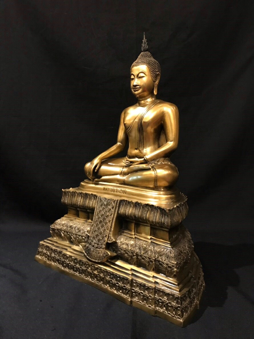 หลวงพ่อวัดไร่ขิง หน้าตัก 9 นิ้ว