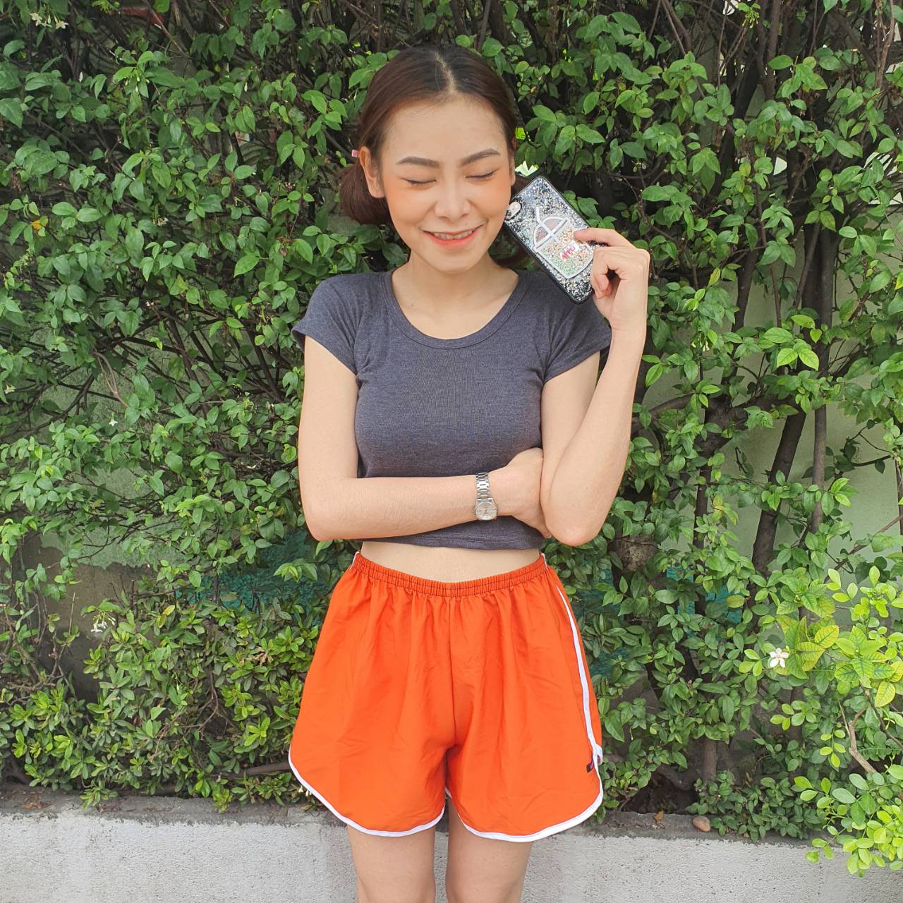 กางเกงขาสั้น แต่งแถบกุ้น ใส่กับเสื้อยืดสบายๆอยู่บ้าน