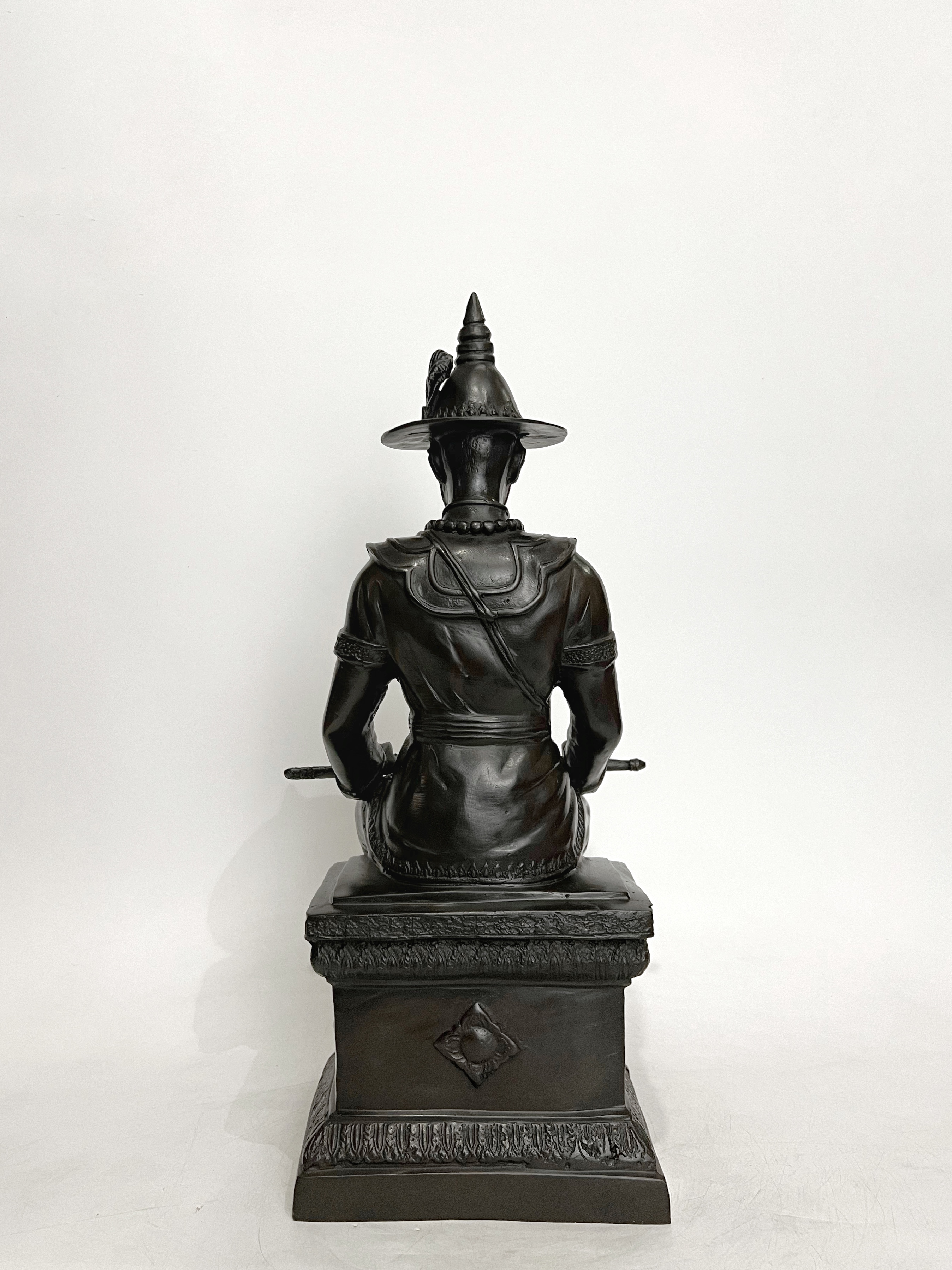 สมเด็จพระเจ้าตากสินมหาราช นั่งบัลลังก์ หน้าตัก 12 นิ้ว