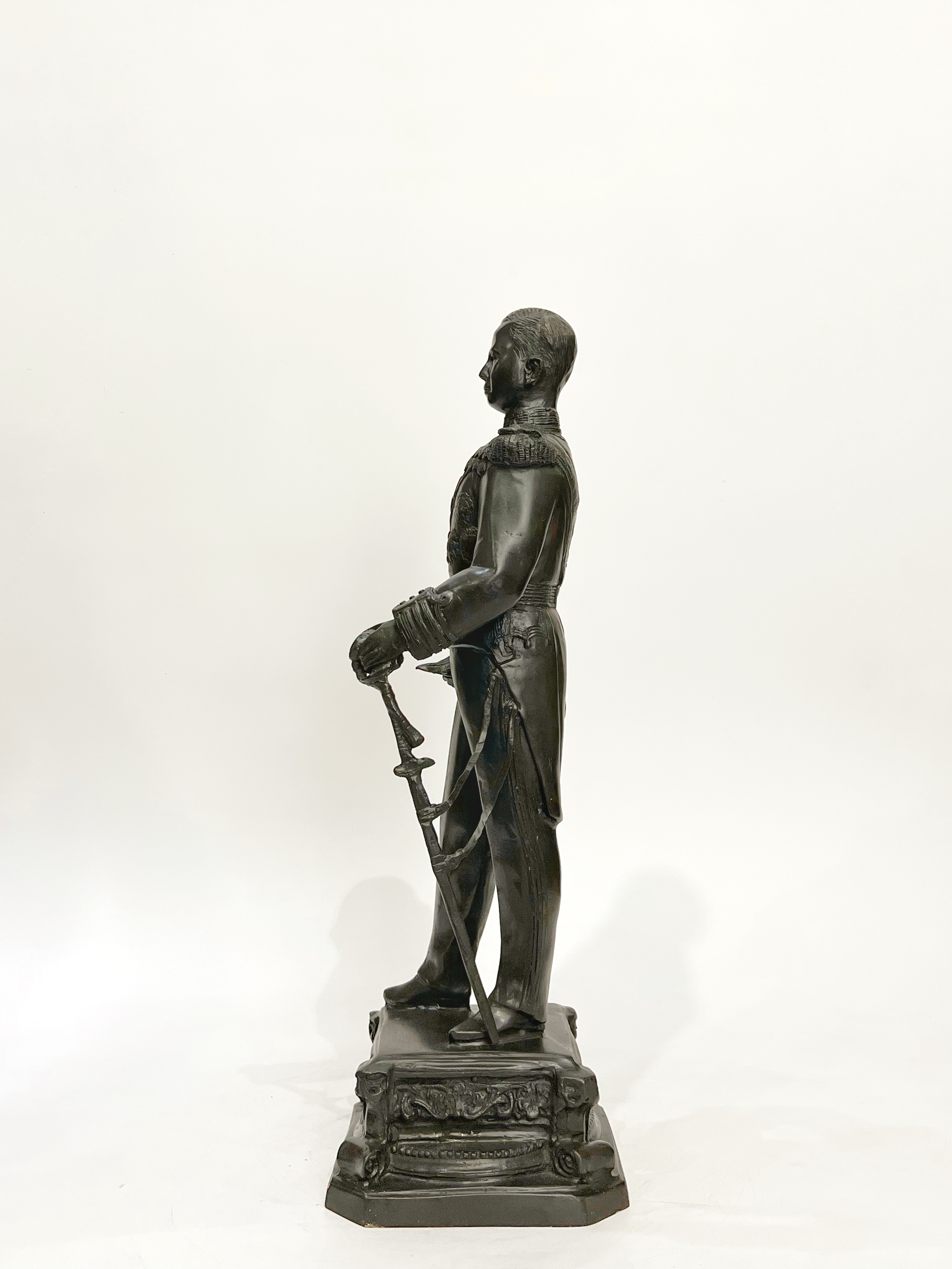 เสด็จเตี่ย กรมหลวงชุมพร หน้าตัก 9 นิ้ว