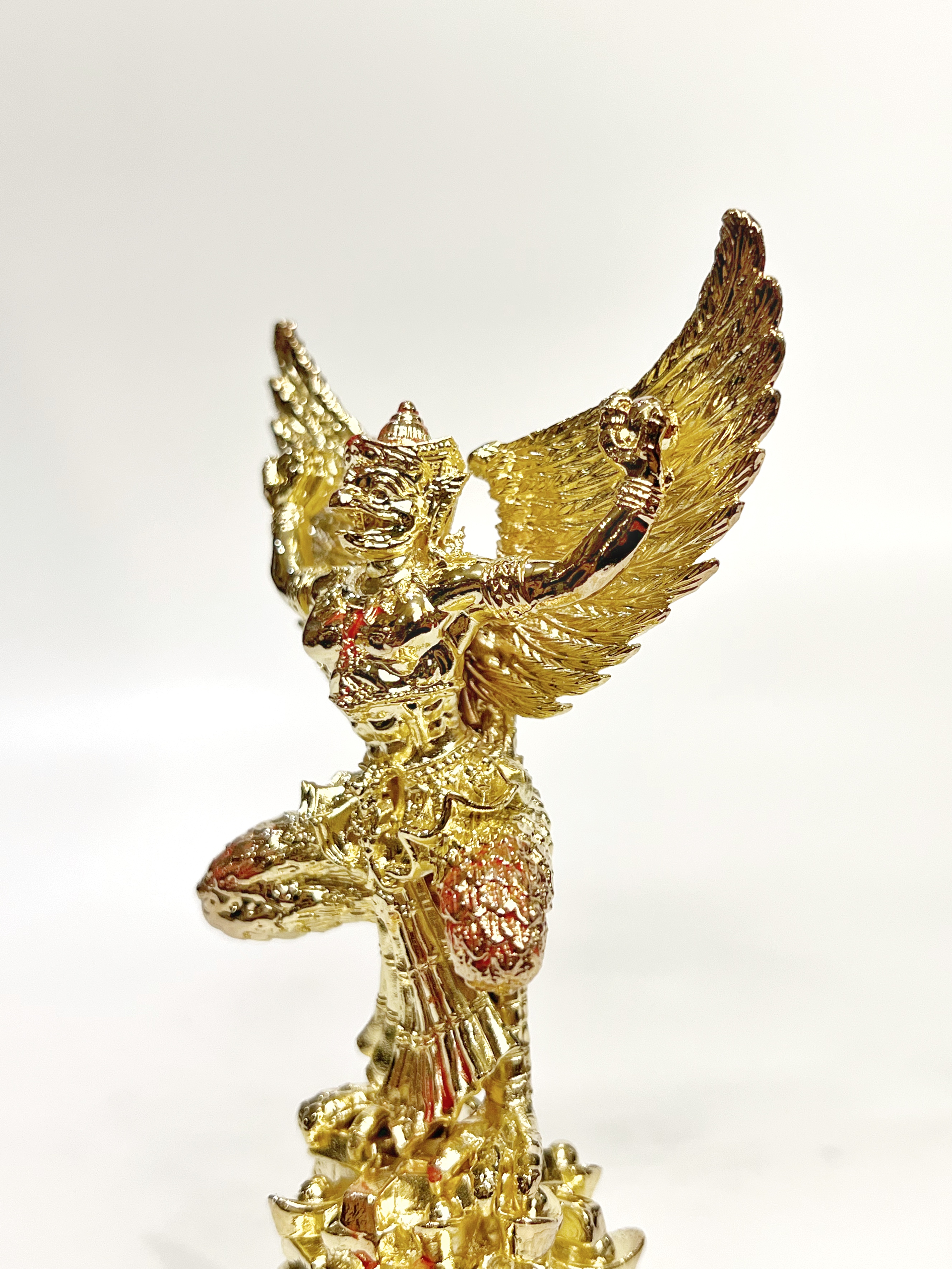 พญาครุฑ รุ่น เหยียบเงินเหยียบทอง สูง 5 นิ้ว (ตั้งโต๊ะ)