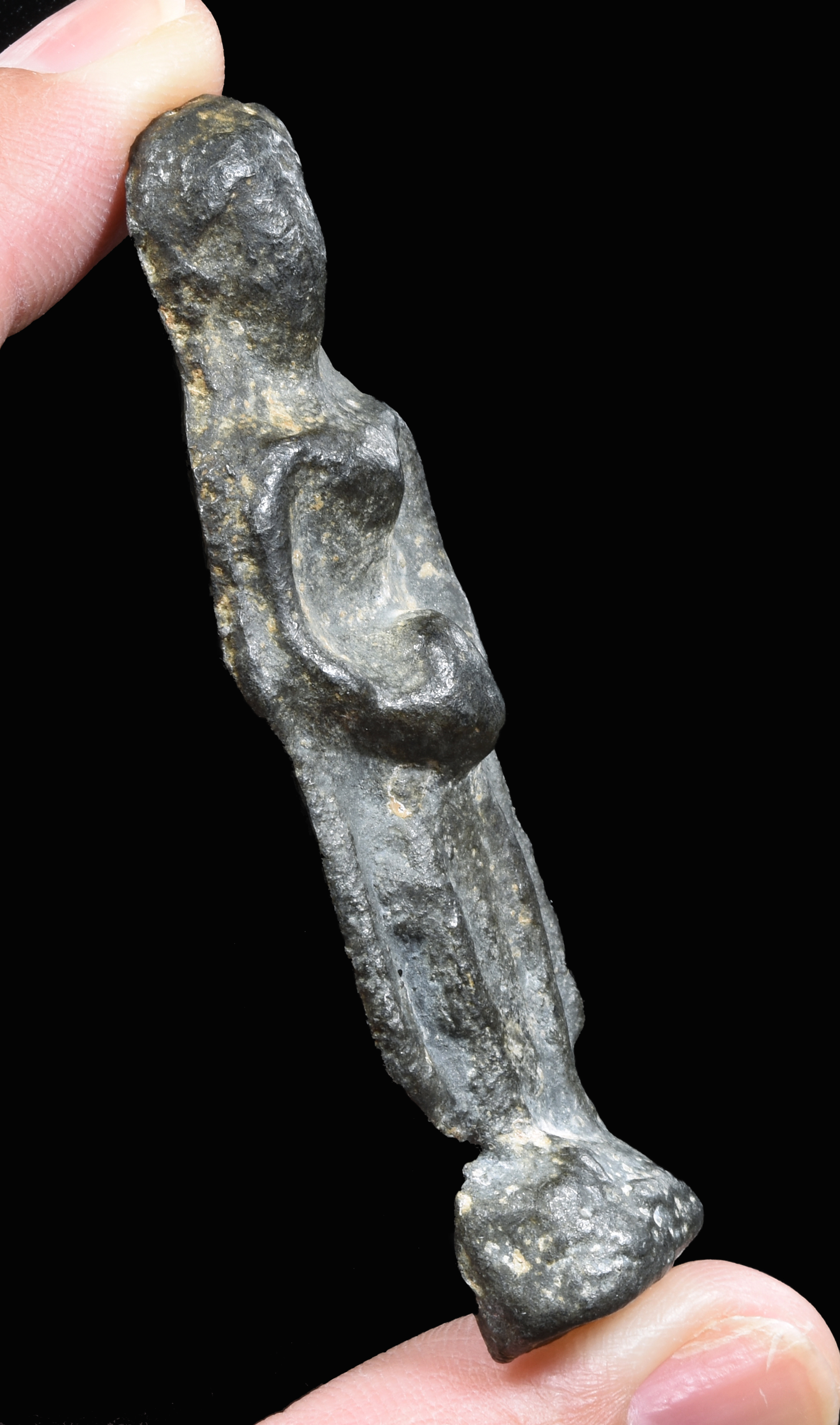 พระร่วงยืนอุ้มบาตร เนื้อชิน