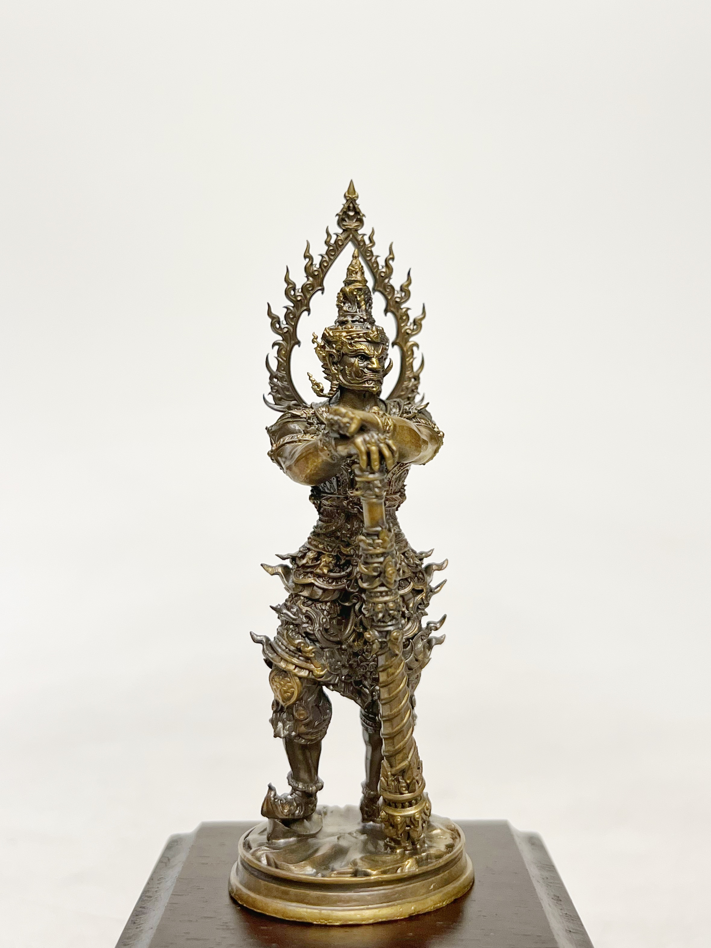 ท้าวเวสสุวรรณ สูง 4 นิ้ว